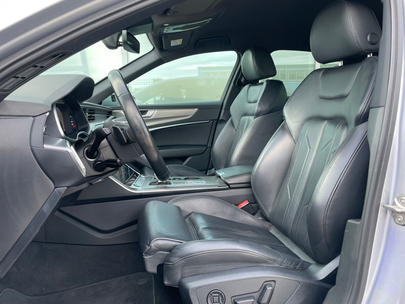 Audi A6 Limousine - zdjęcie 22