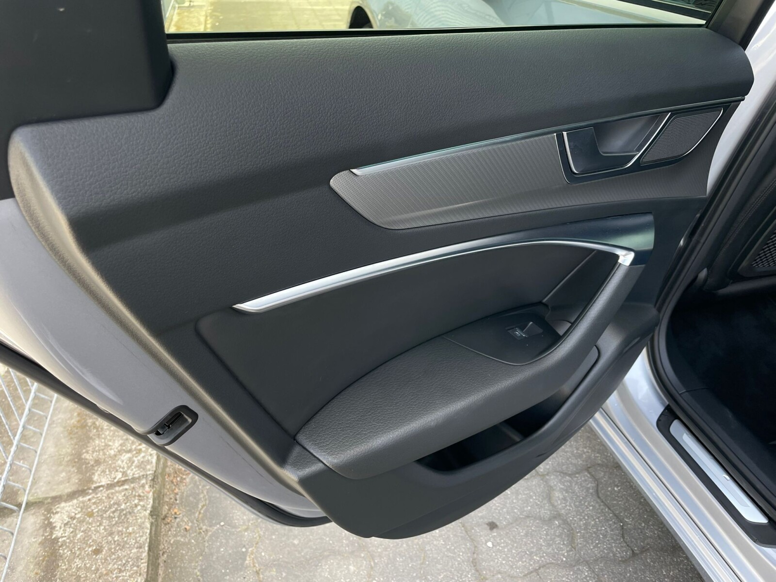 Audi A6 Limousine - zdjęcie 10