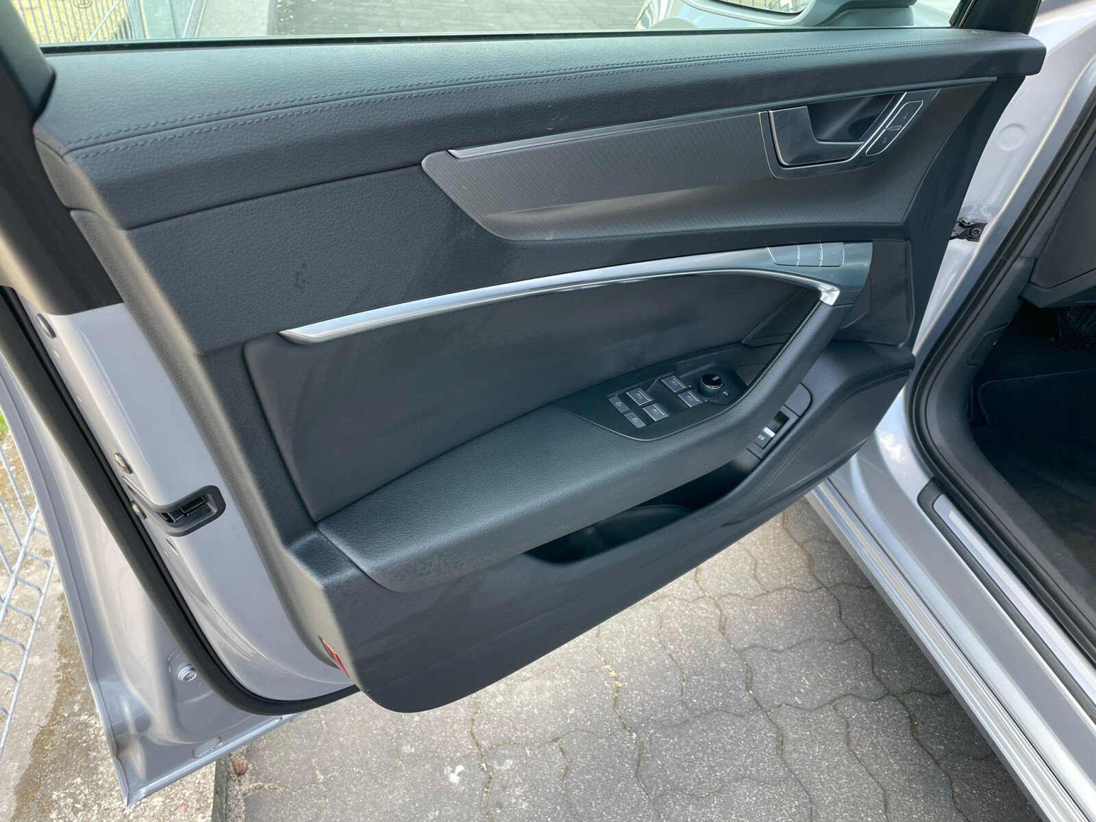 Audi A6 Limousine - zdjęcie 18