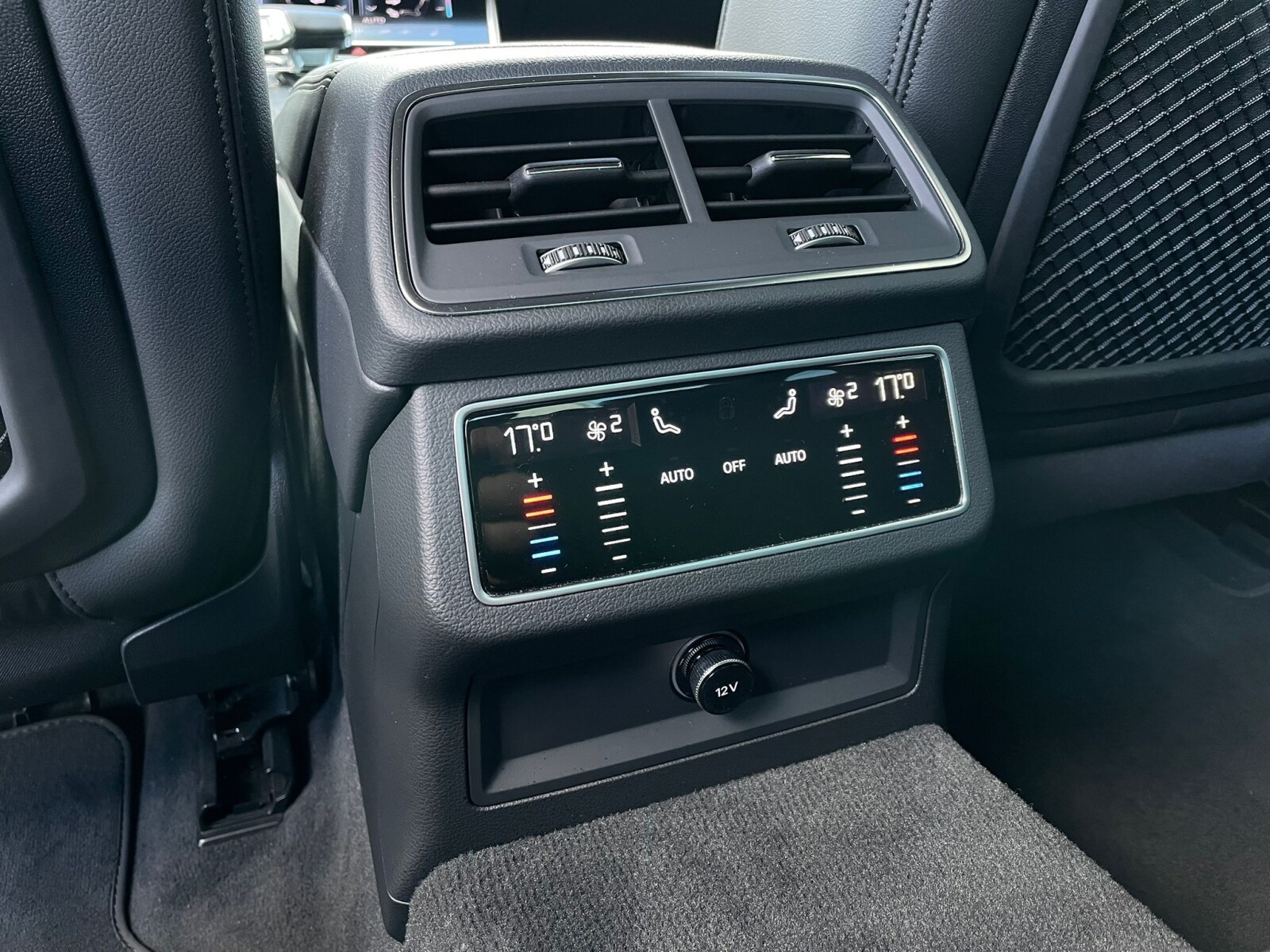 Audi A6 Limousine - zdjęcie 13