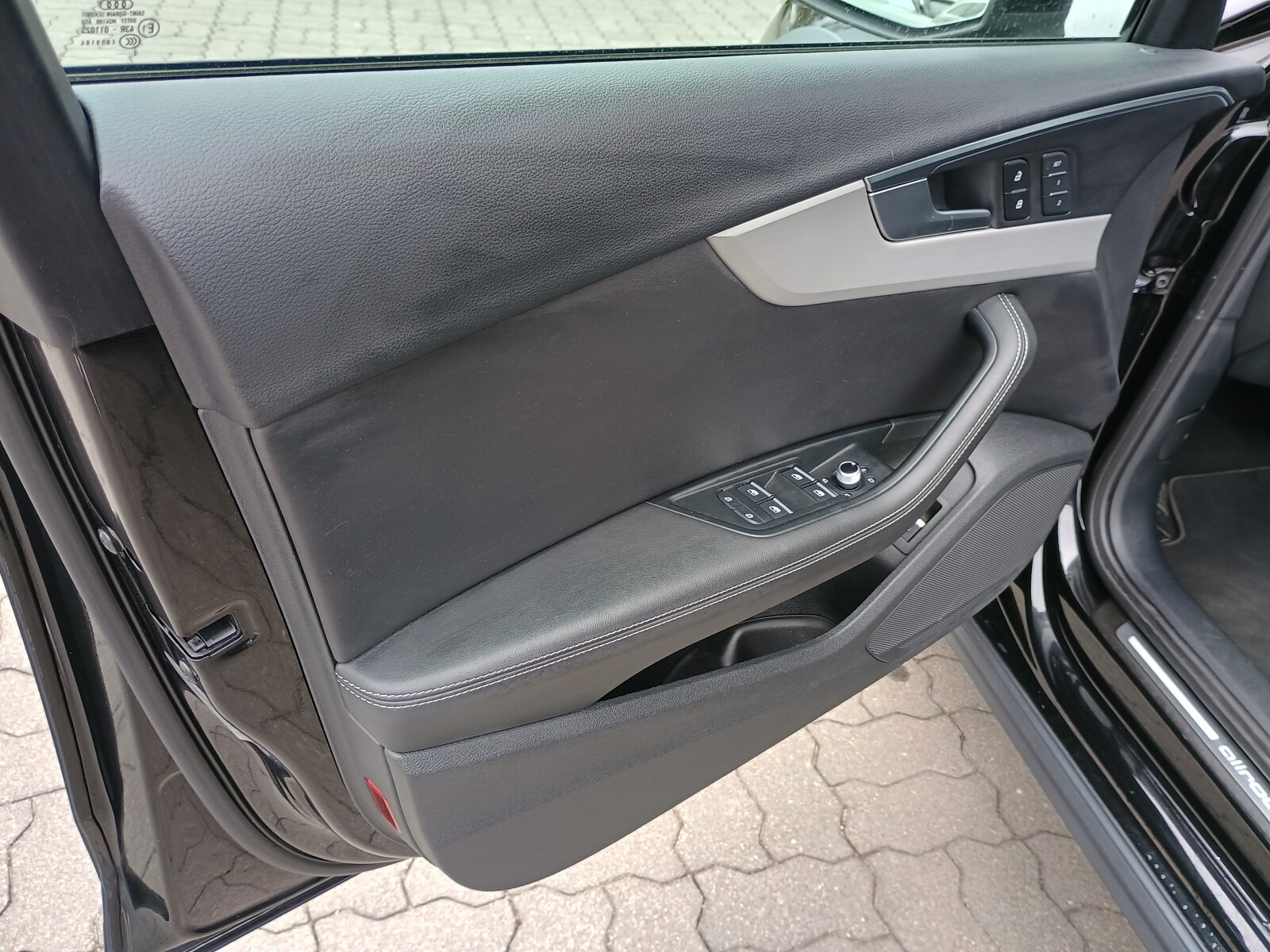 Audi A4 Allroad - zdjęcie 19