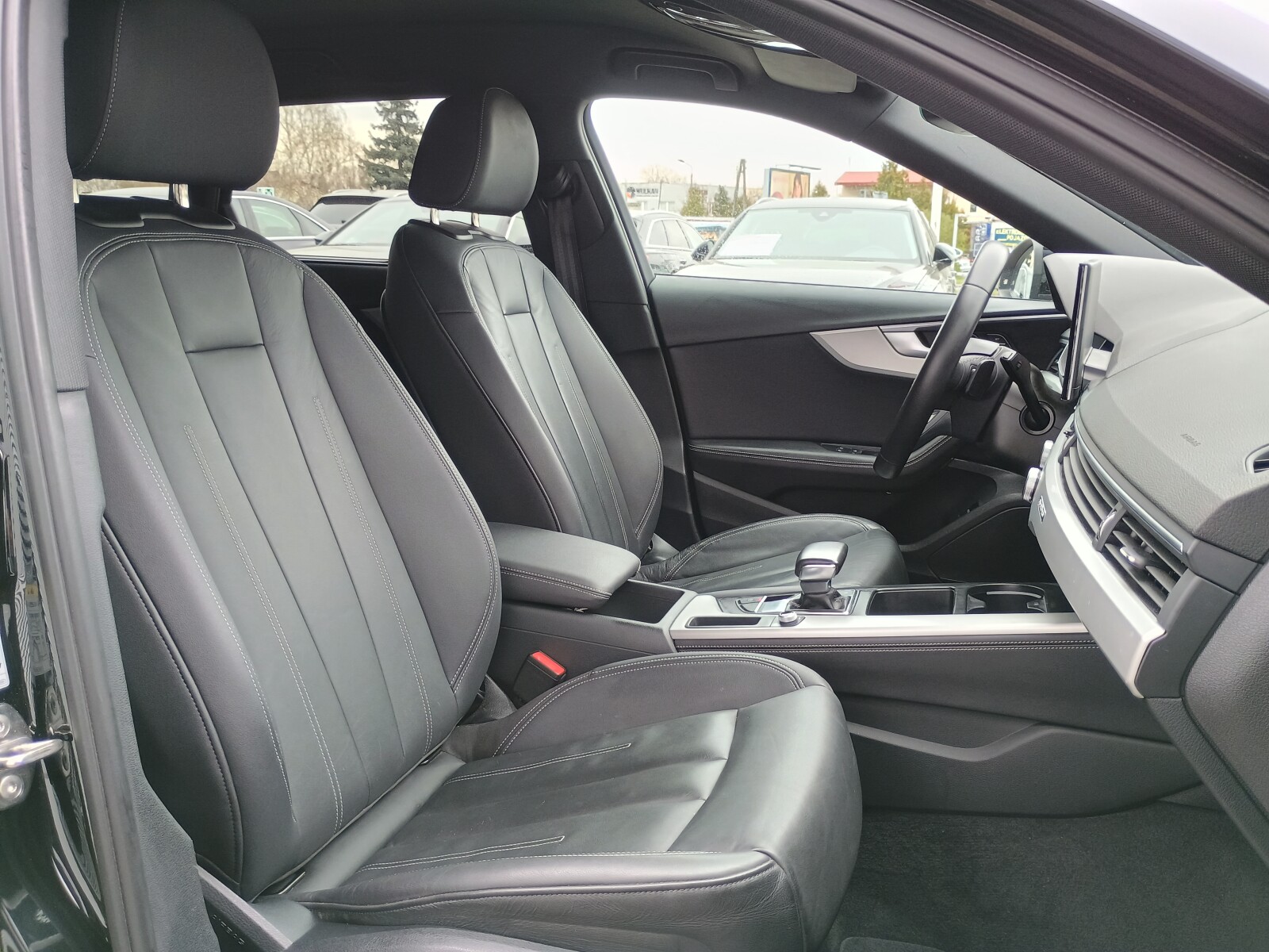 Audi A4 Allroad - zdjęcie 24