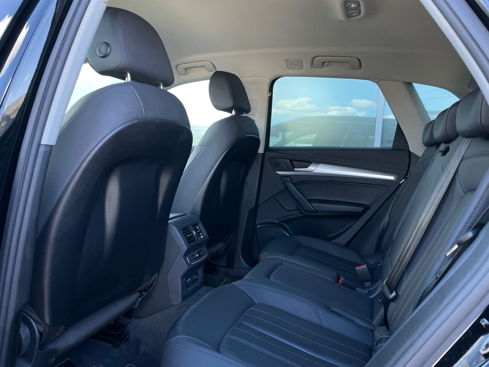 Audi Q5 - zdjęcie 11