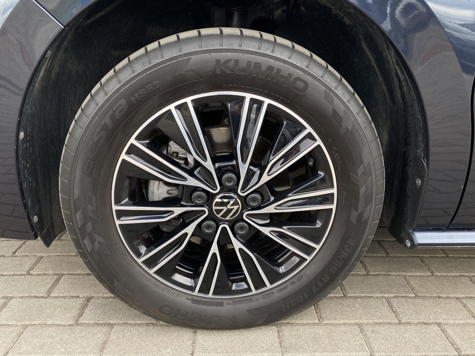 Volkswagen Multivan - zdjęcie 20