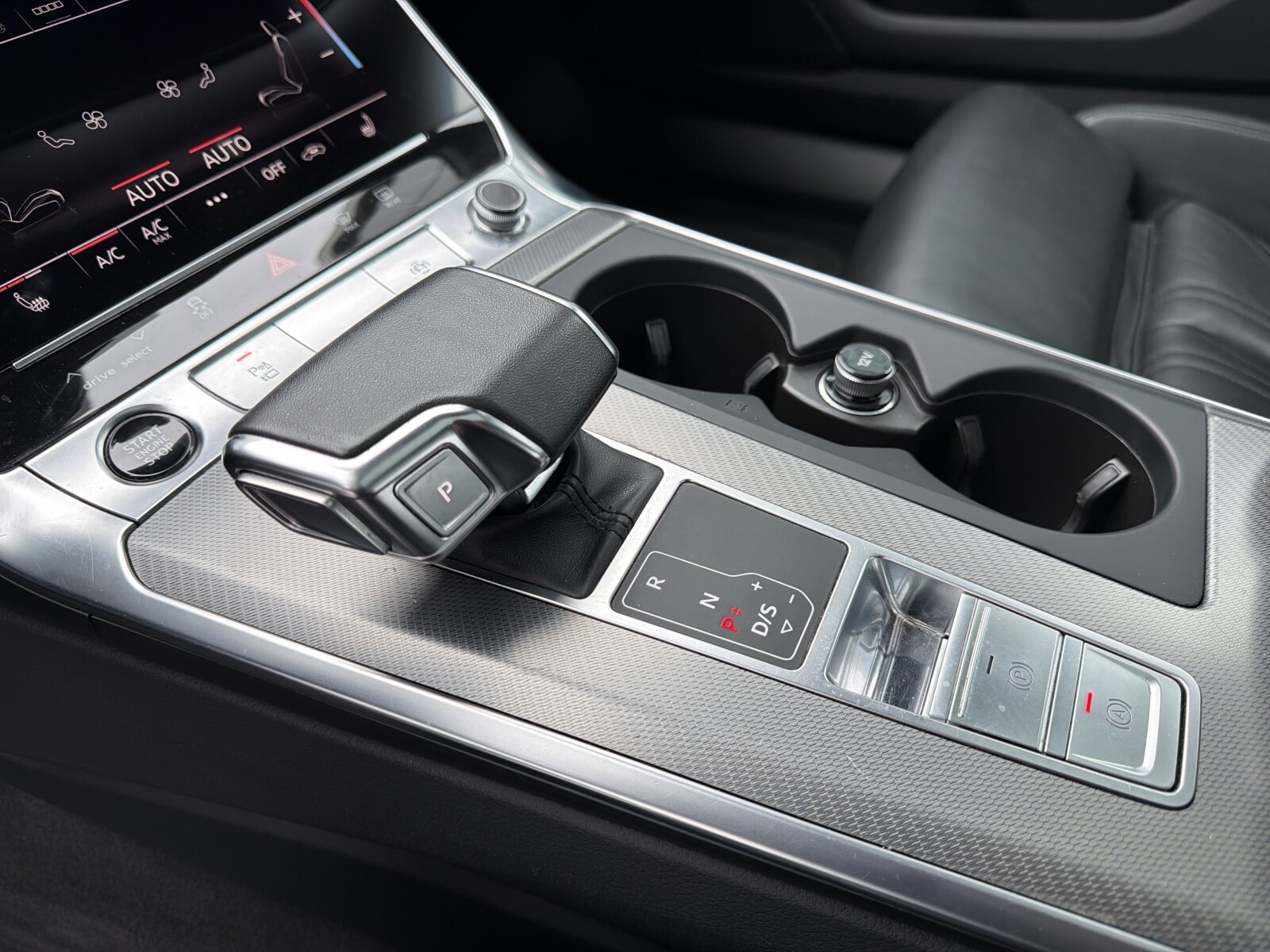 Audi A6 Limousine - zdjęcie 20
