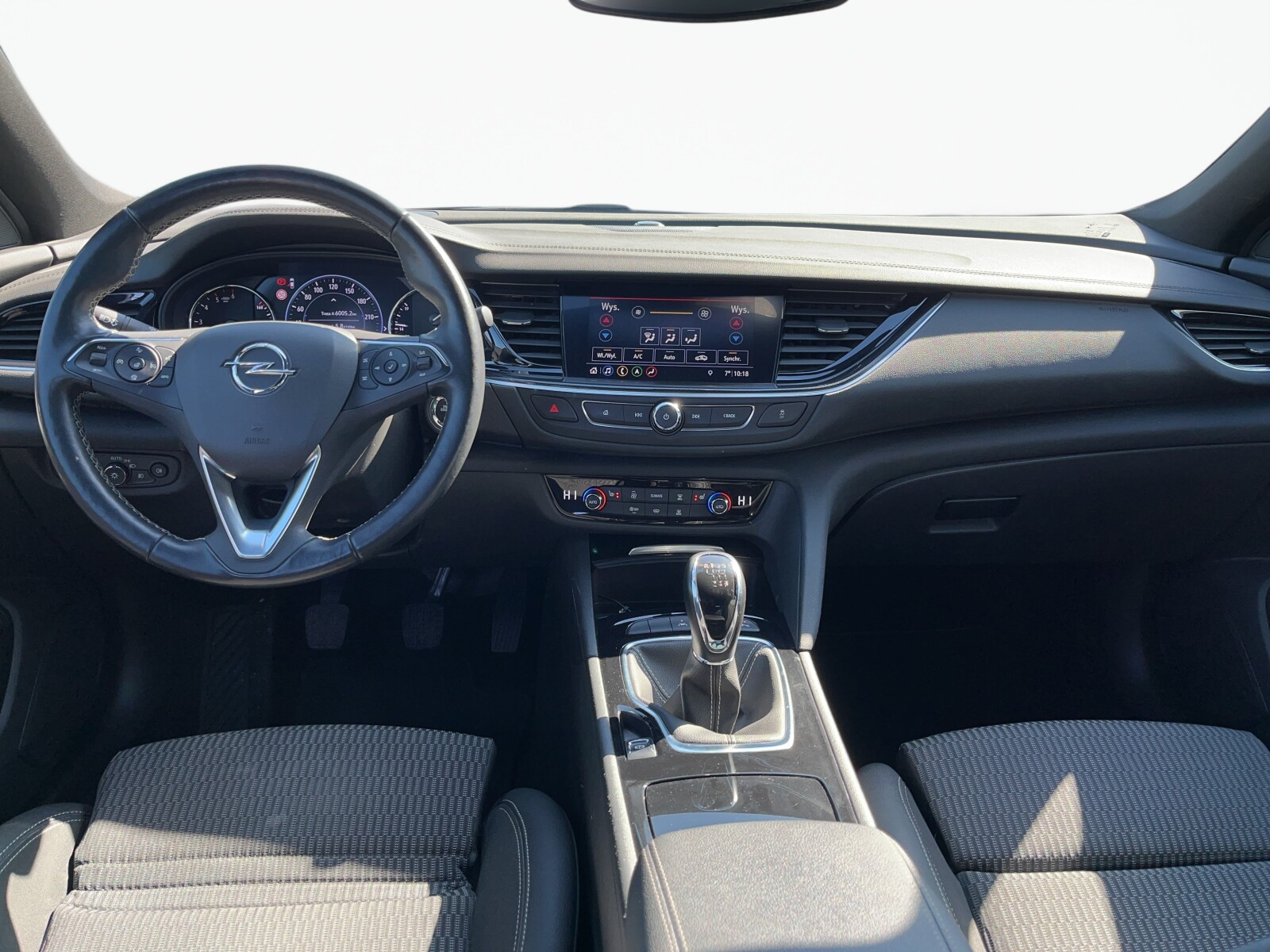 Opel Insignia - zdjęcie 16