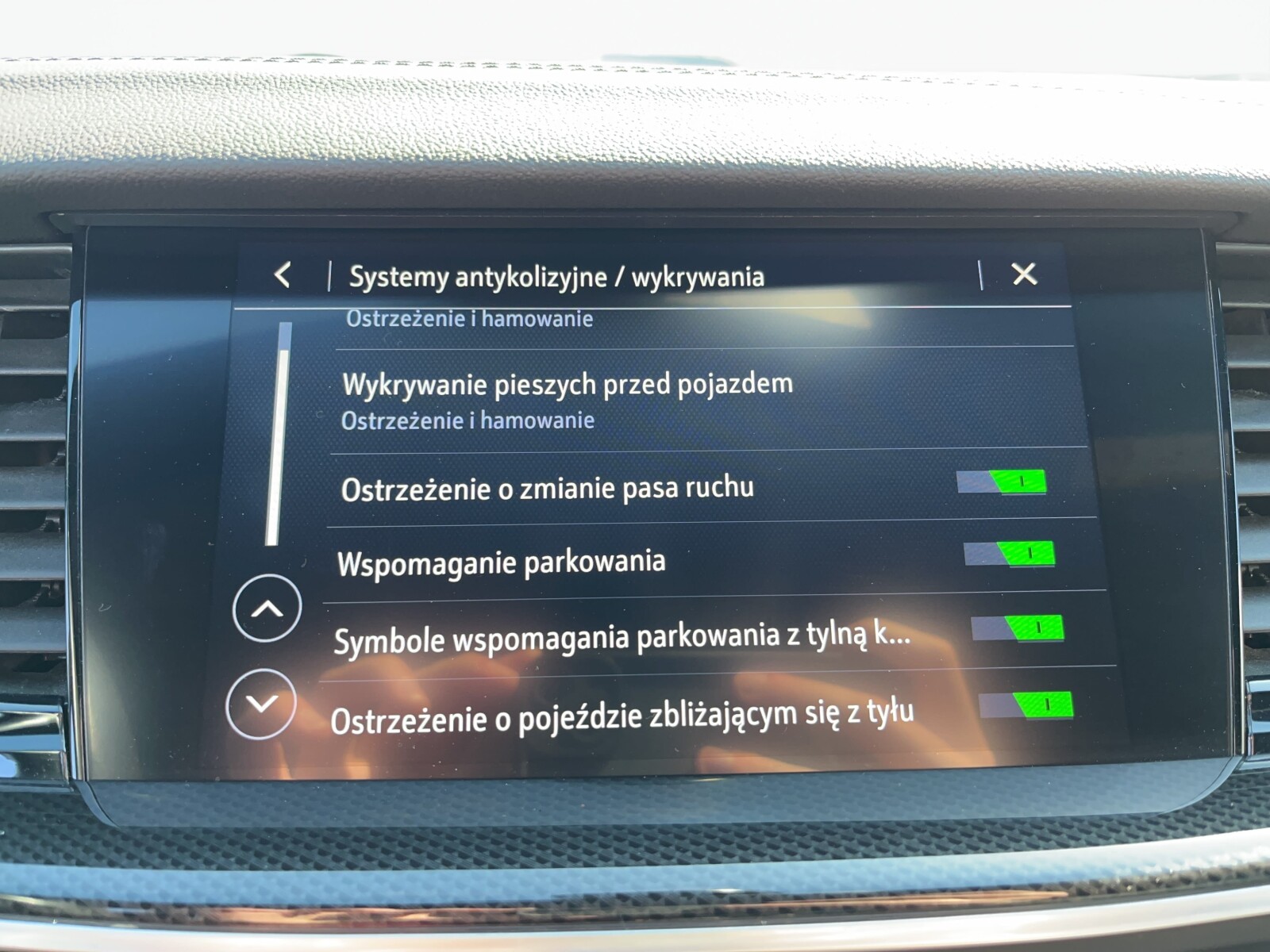 Opel Insignia - zdjęcie 37