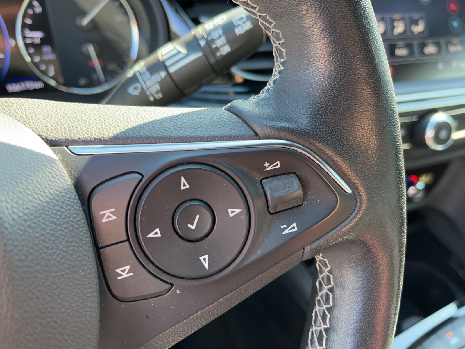 Opel Insignia - zdjęcie 26