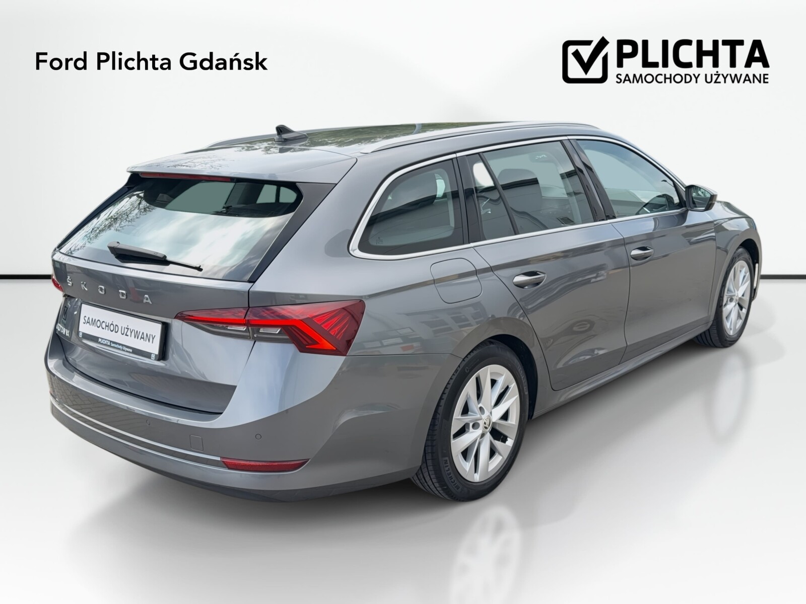 Škoda Octavia Combi - zdjęcie 38