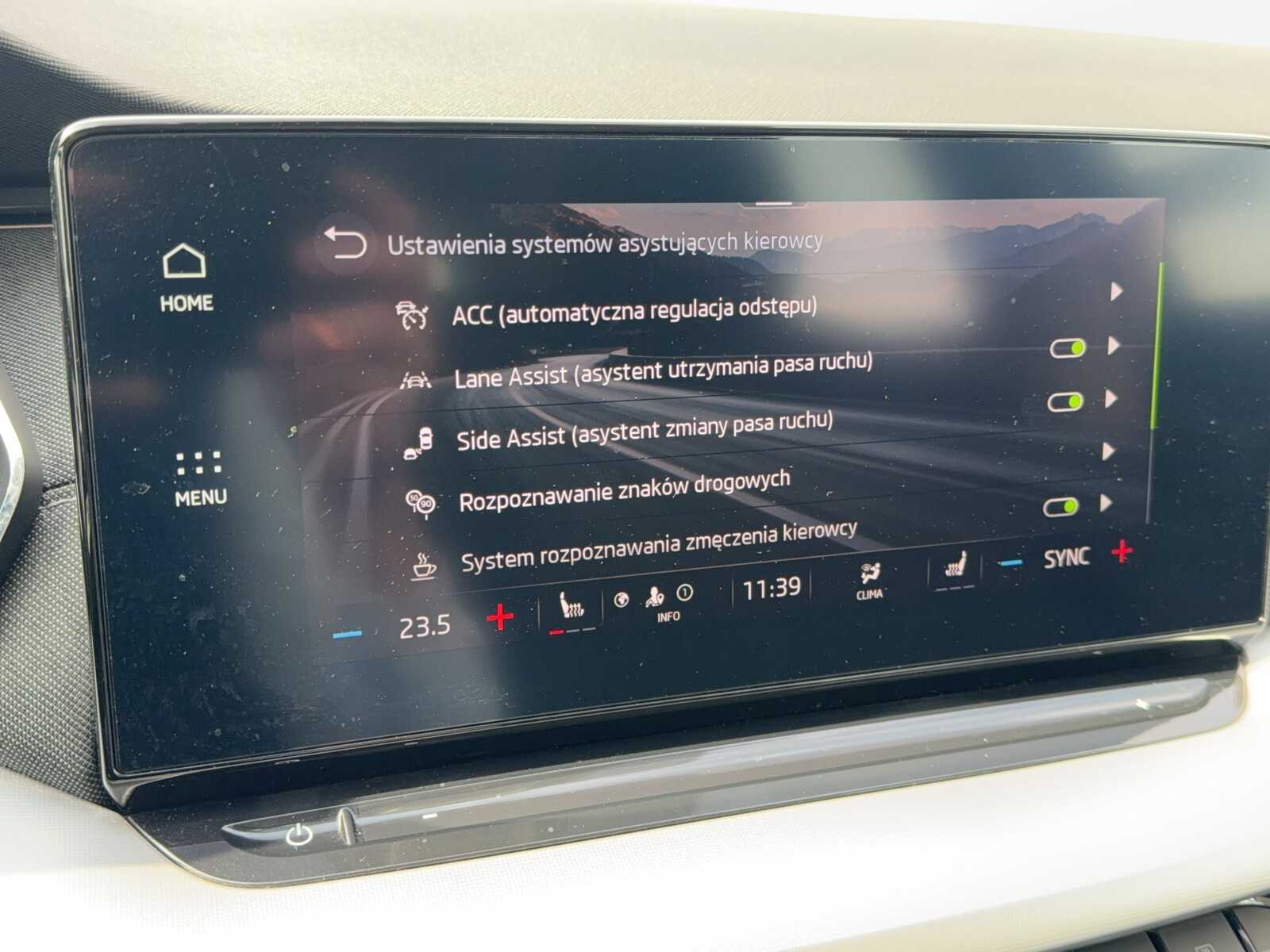 Škoda Octavia Combi - zdjęcie 28