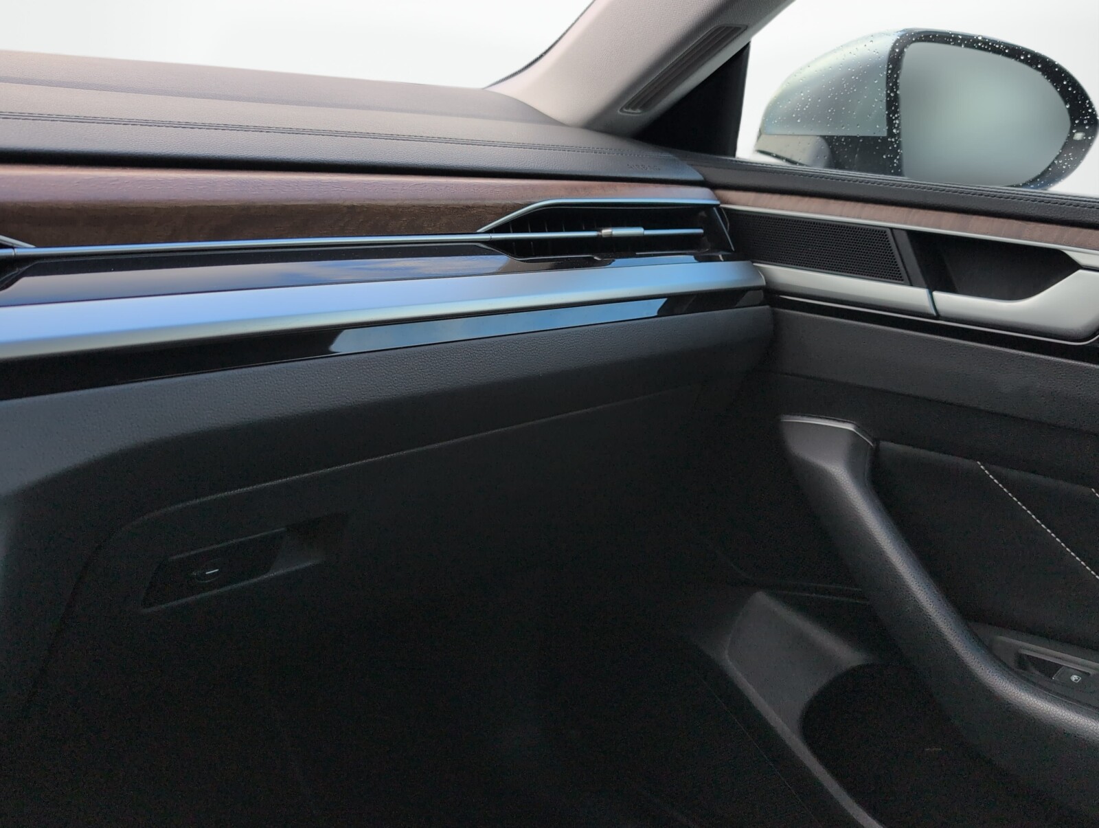 Volkswagen Arteon Shooting Brake - zdjęcie 38