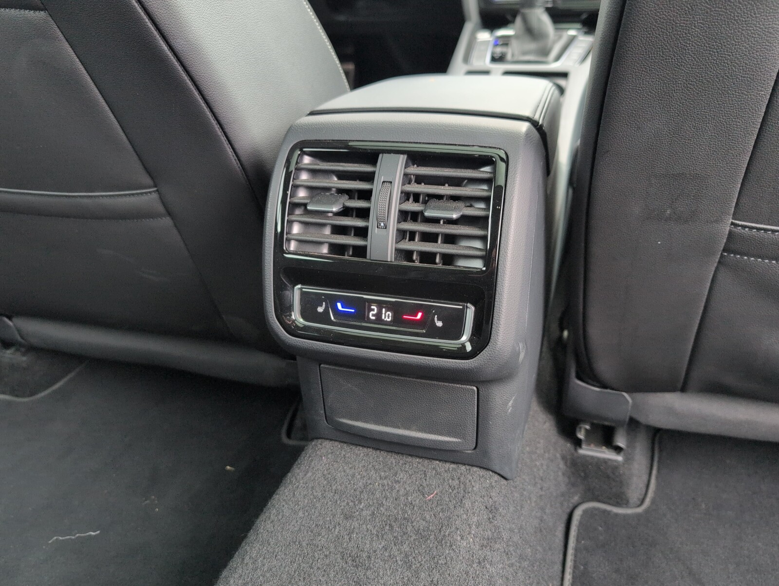 Volkswagen Arteon Shooting Brake - zdjęcie 13
