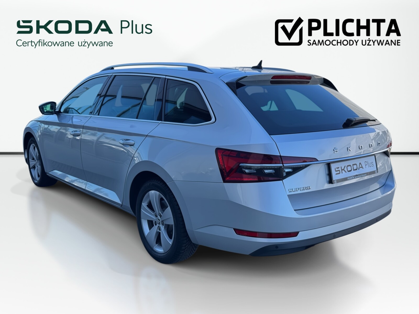 Škoda Superb Combi - zdjęcie 8