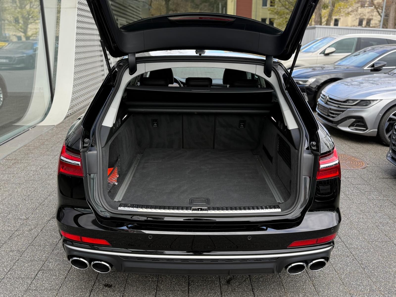 Audi S6 Avant - zdjęcie 14
