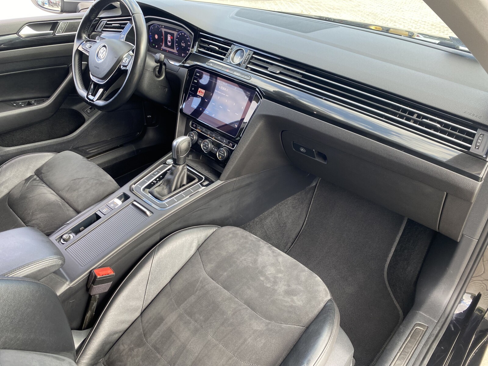 Volkswagen Arteon - zdjęcie 16