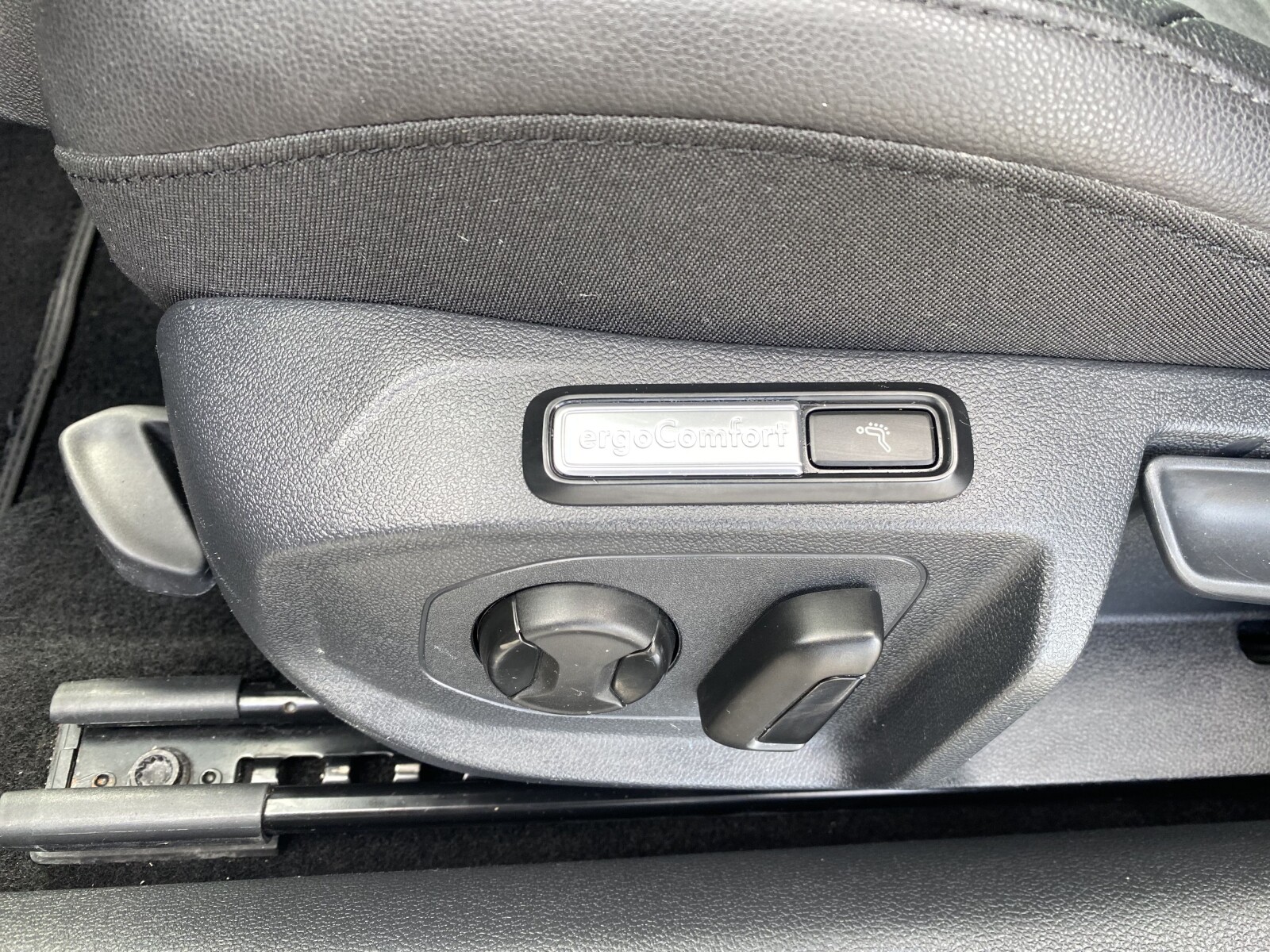 Volkswagen Arteon - zdjęcie 18