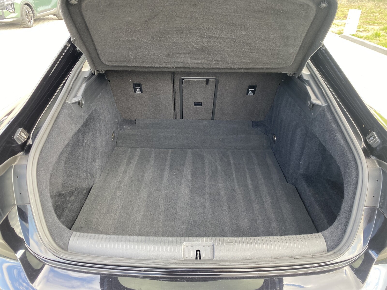 Volkswagen Arteon - zdjęcie 13