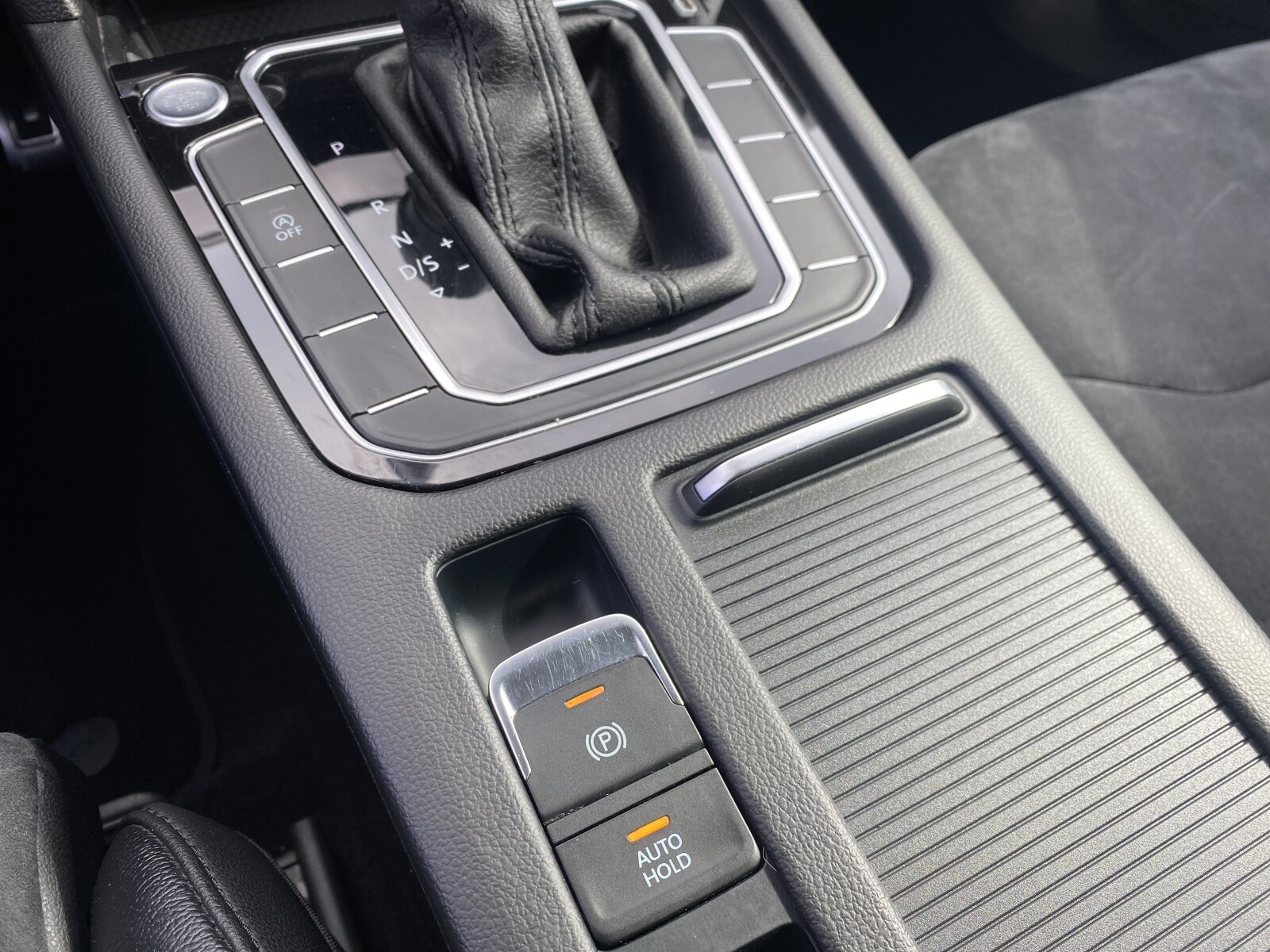 Volkswagen Arteon - zdjęcie 24