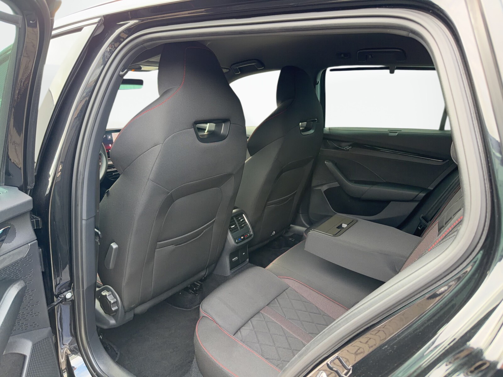 Škoda Octavia - zdjęcie 34