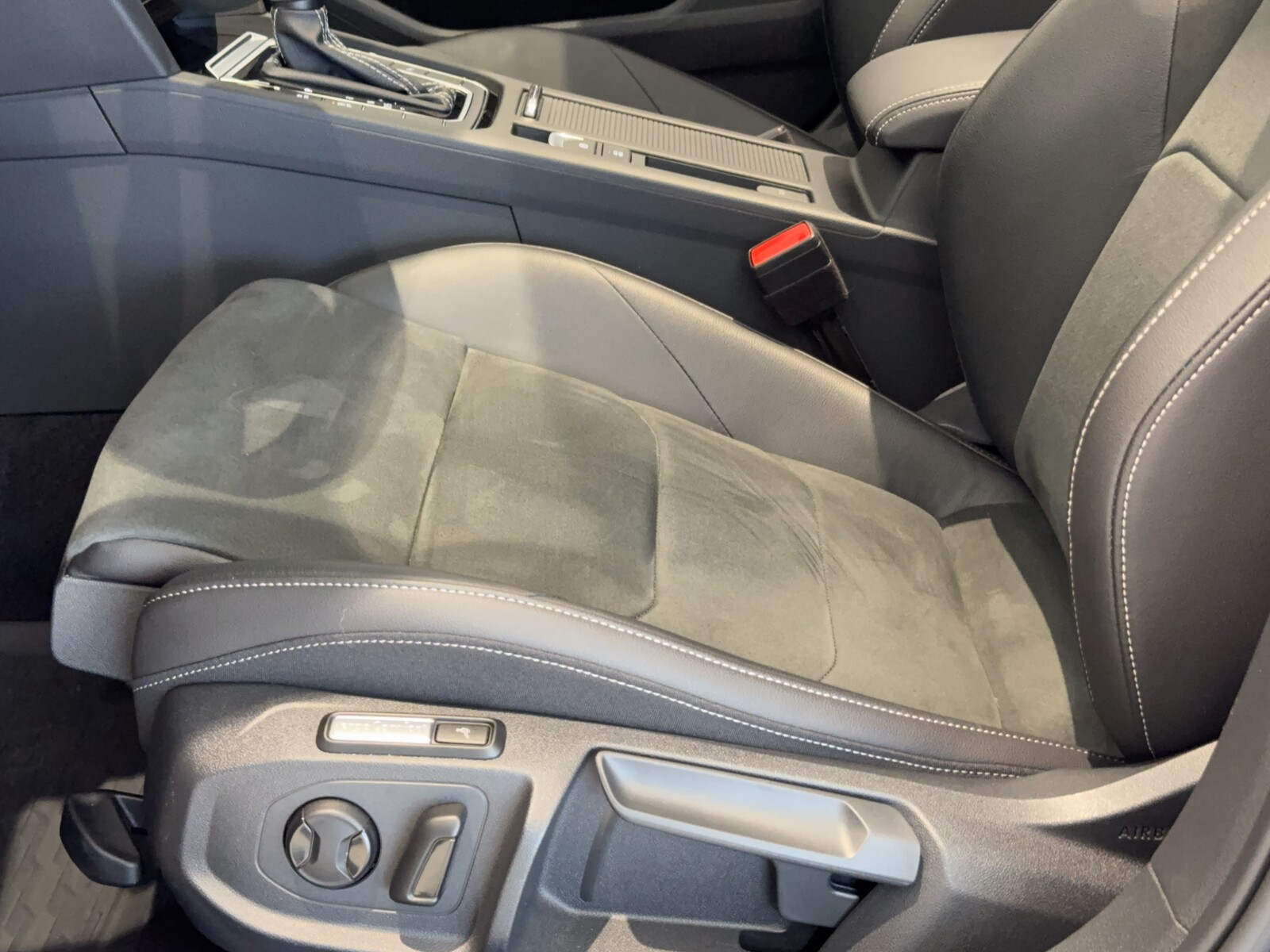 Volkswagen Arteon Shooting Brake - zdjęcie 22