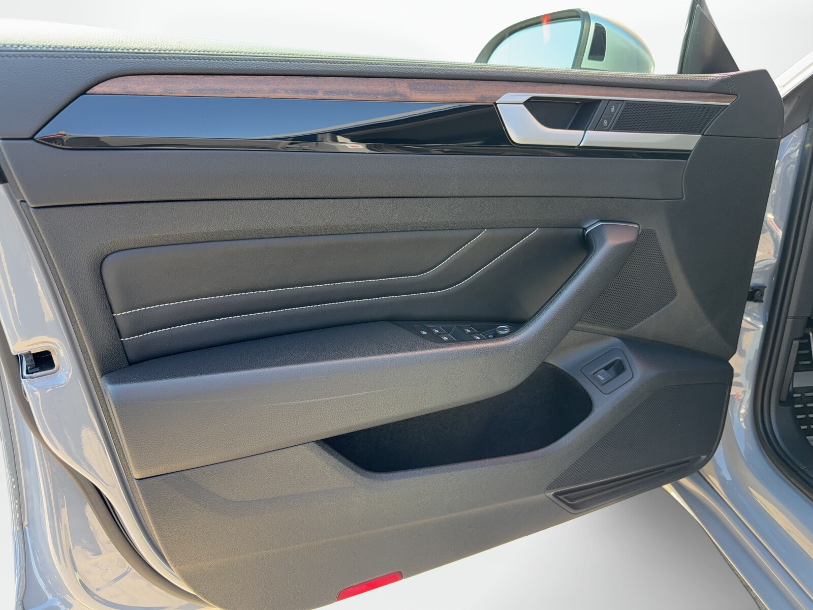 Volkswagen Arteon Shooting Brake - zdjęcie 14