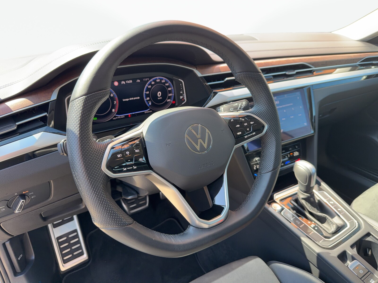 Volkswagen Arteon Shooting Brake - zdjęcie 10