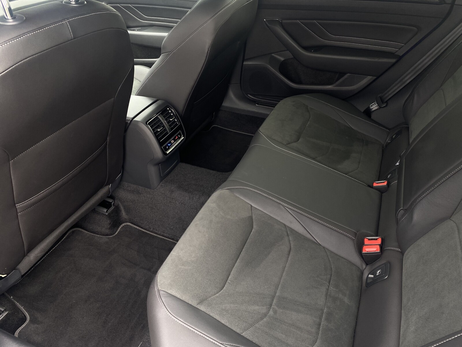 Volkswagen Arteon Shooting Brake - zdjęcie 28