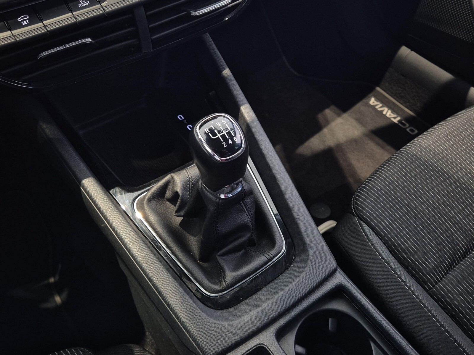 Škoda Octavia - zdjęcie 12