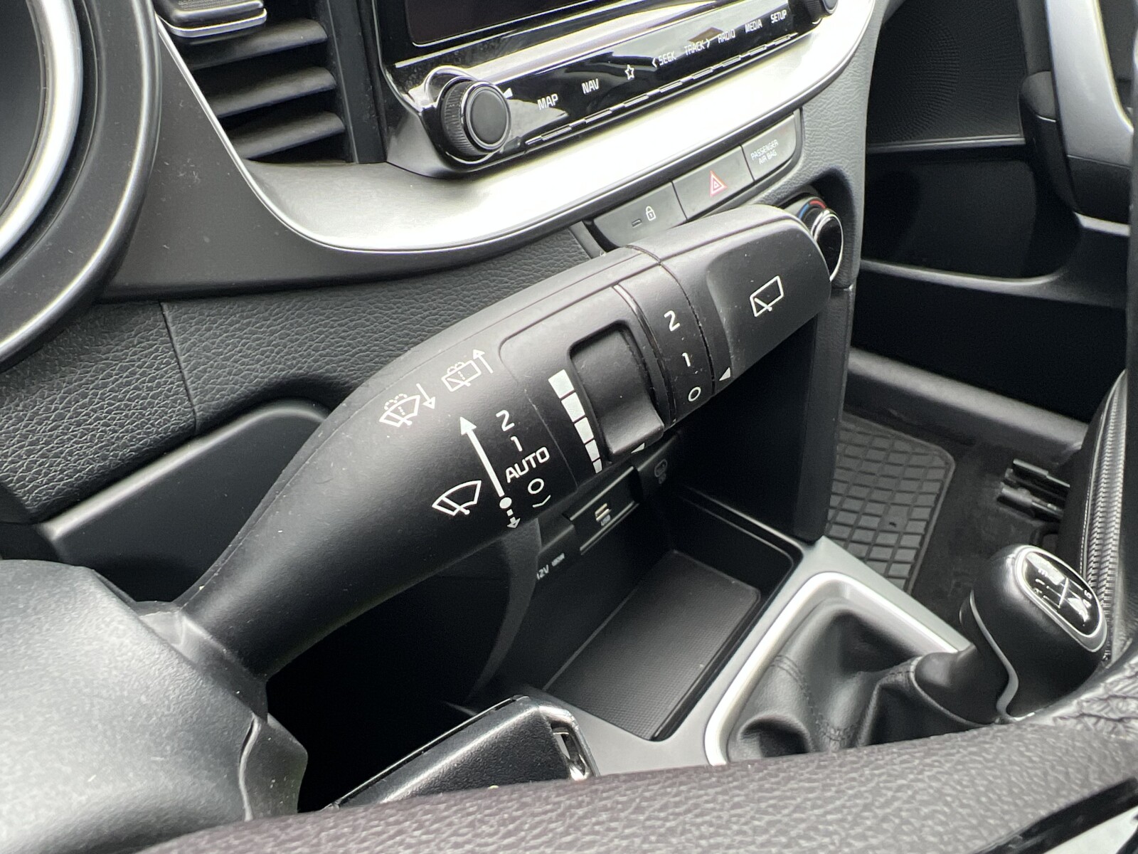 Kia Ceed - zdjęcie 12