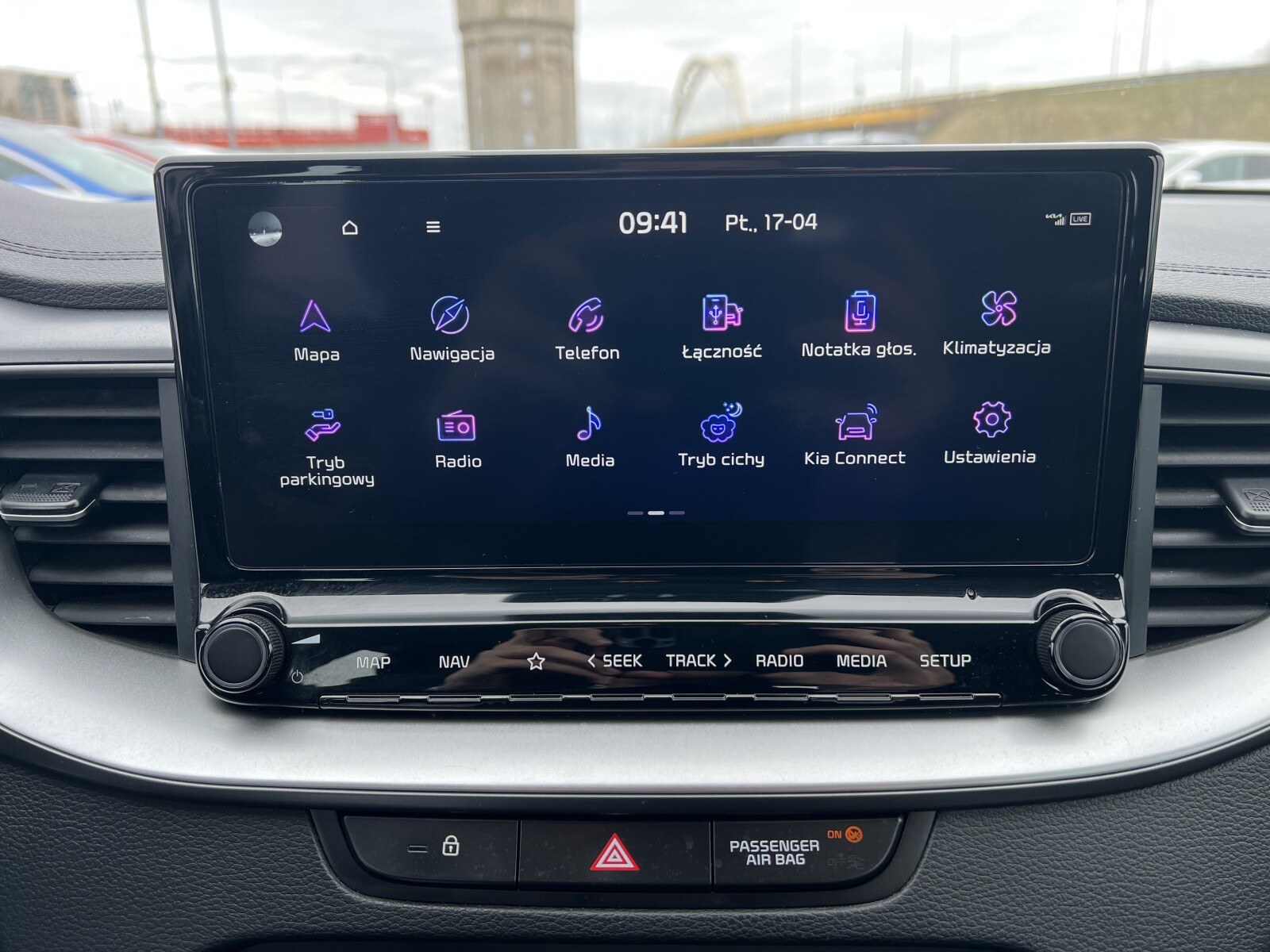 Kia Ceed - zdjęcie 17