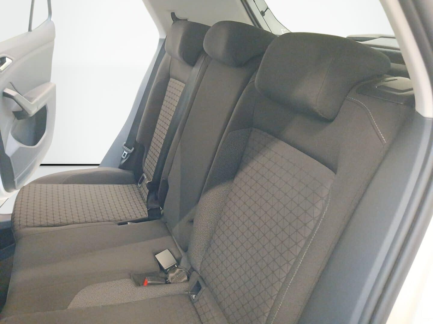 Volkswagen T-Cross - zdjęcie 26