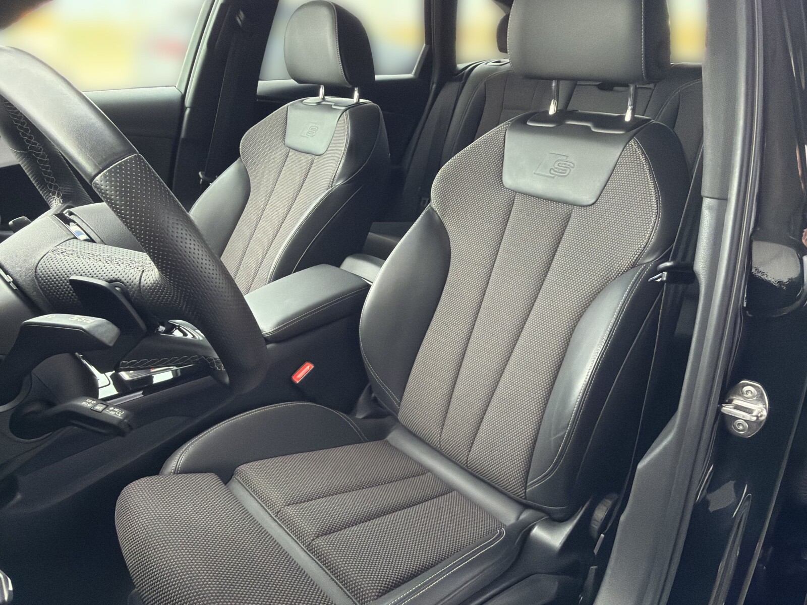 Audi A4 Avant - zdjęcie 12