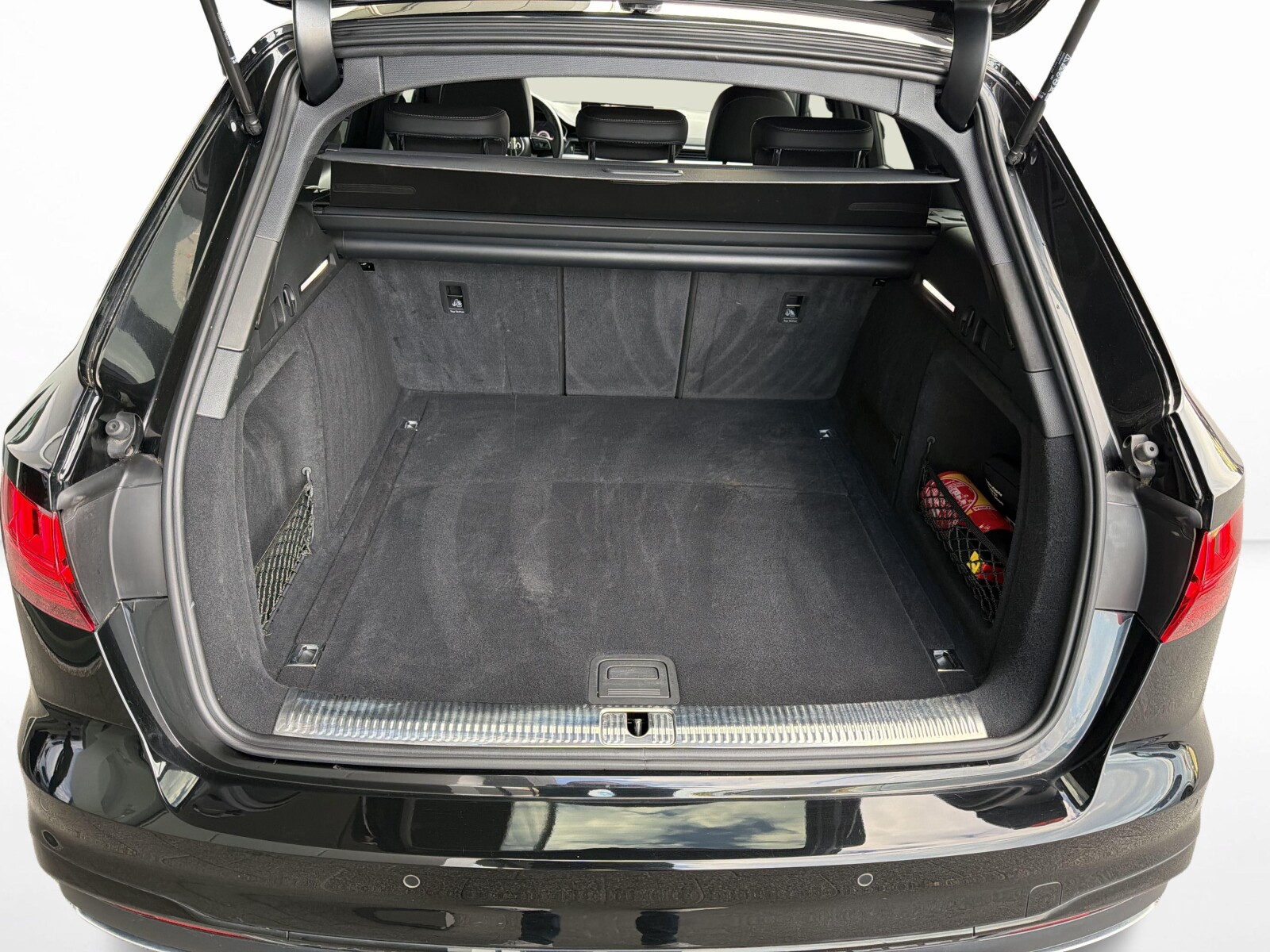 Audi A4 Avant - zdjęcie 9