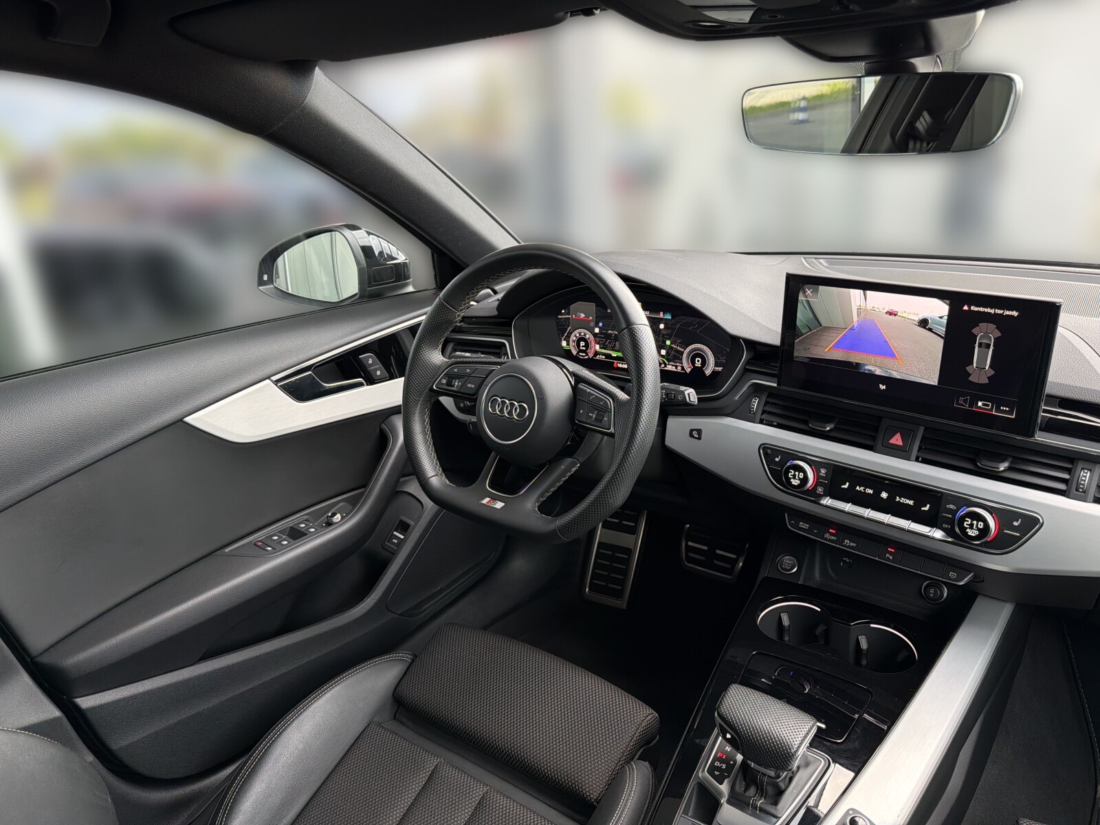 Audi A4 Avant - zdjęcie 16