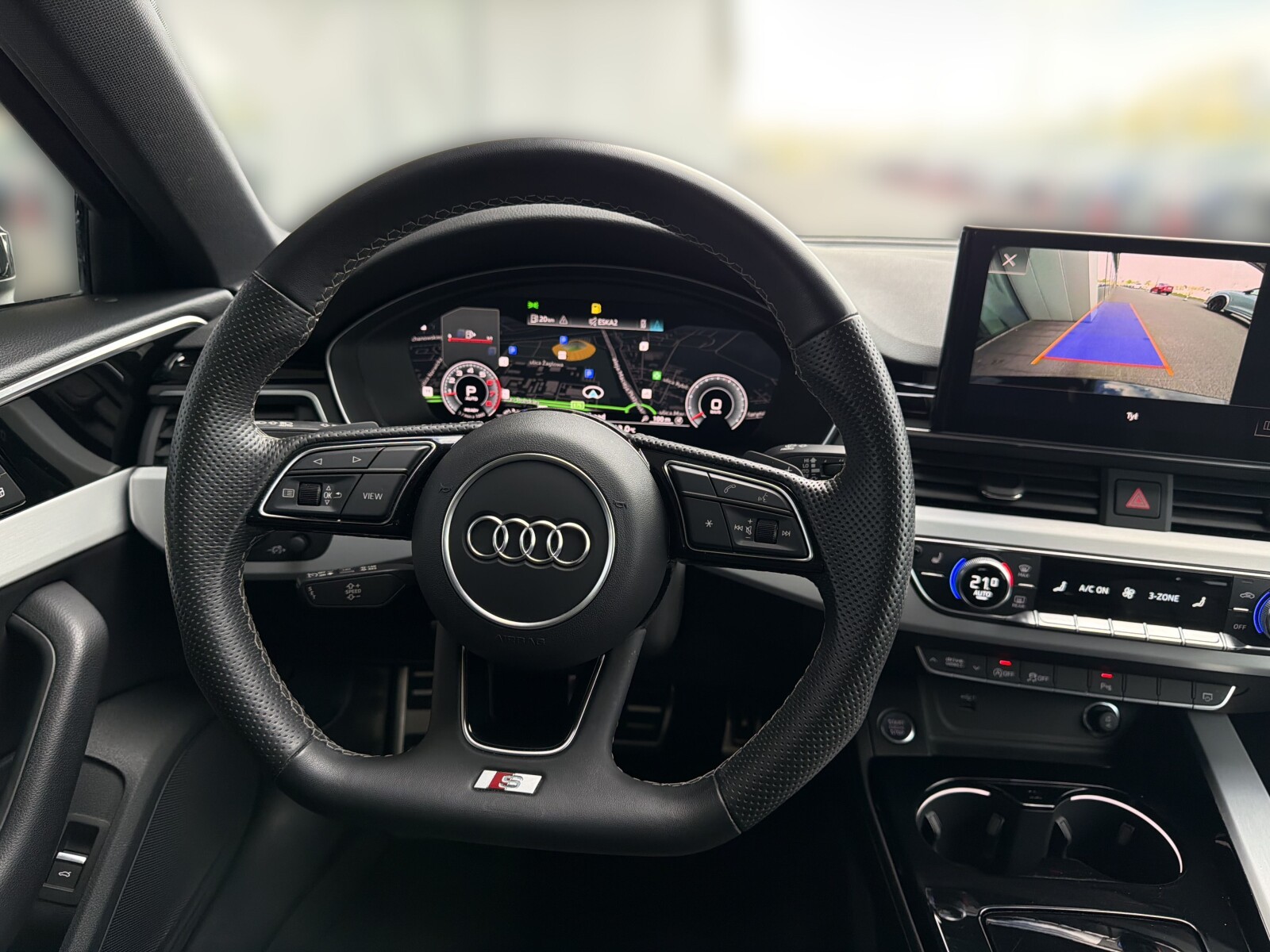 Audi A4 Avant - zdjęcie 19