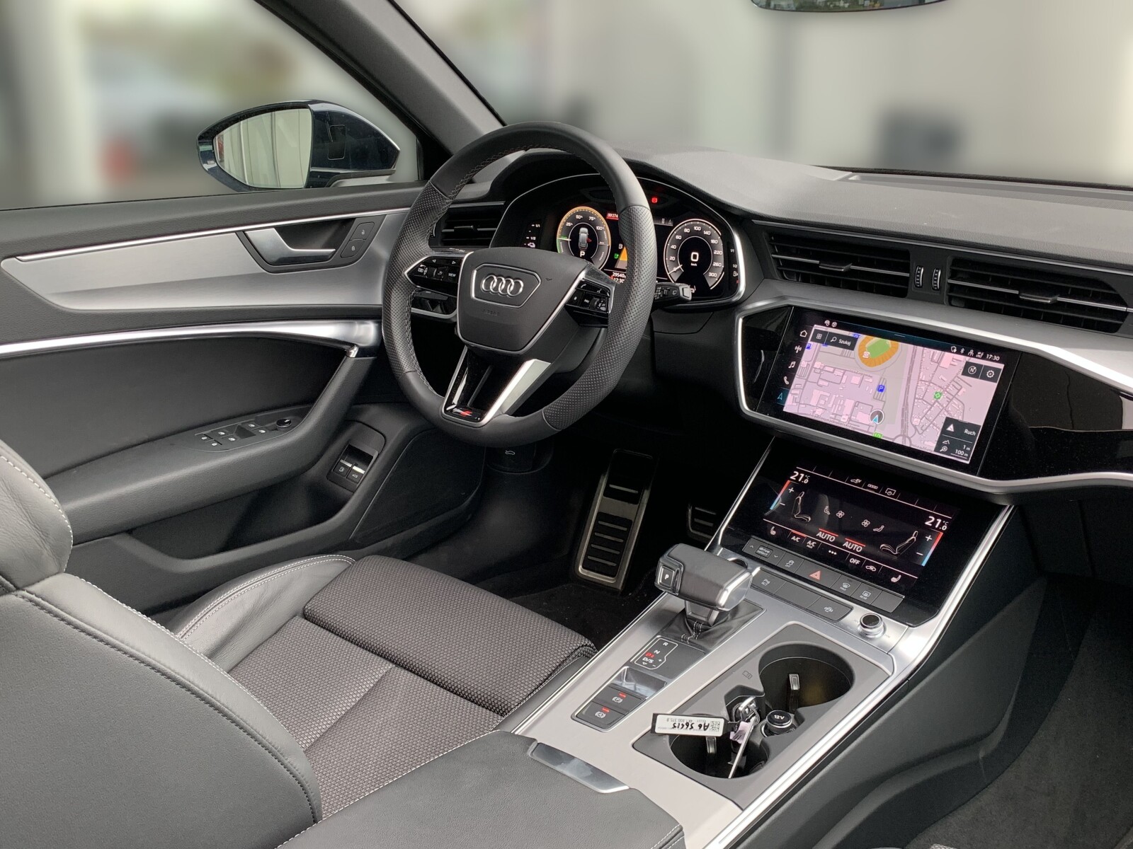 Audi A6 Avant - zdjęcie 15