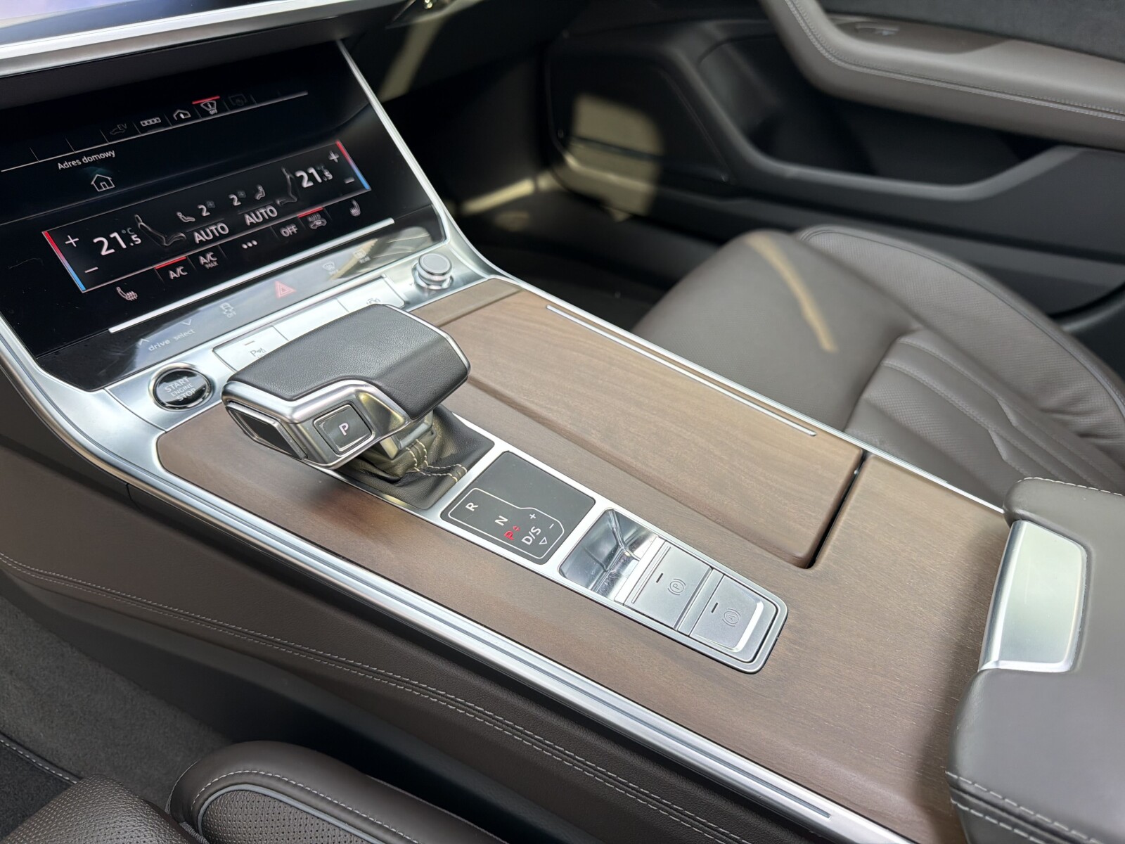 Audi A6 Avant - zdjęcie 21