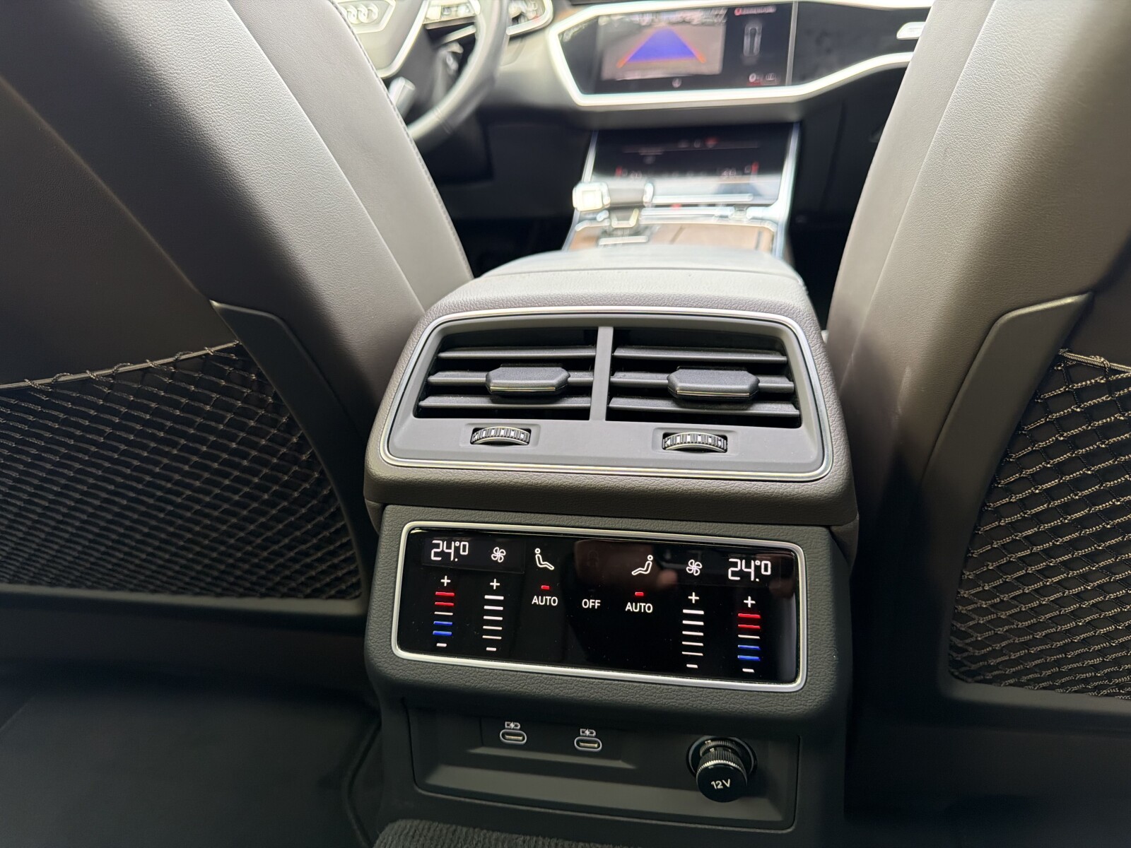 Audi A6 Avant - zdjęcie 25