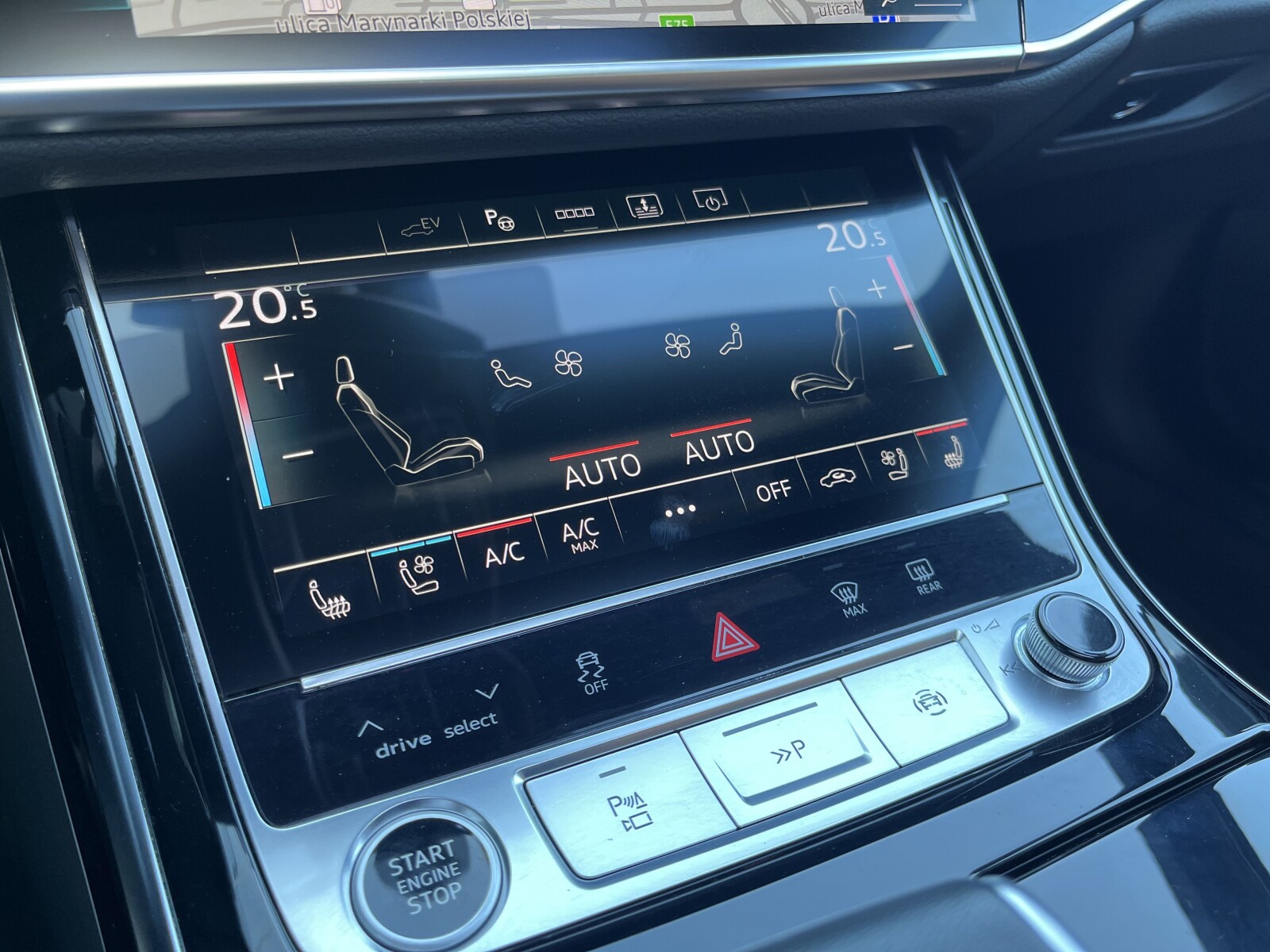 Audi A8 - zdjęcie 23
