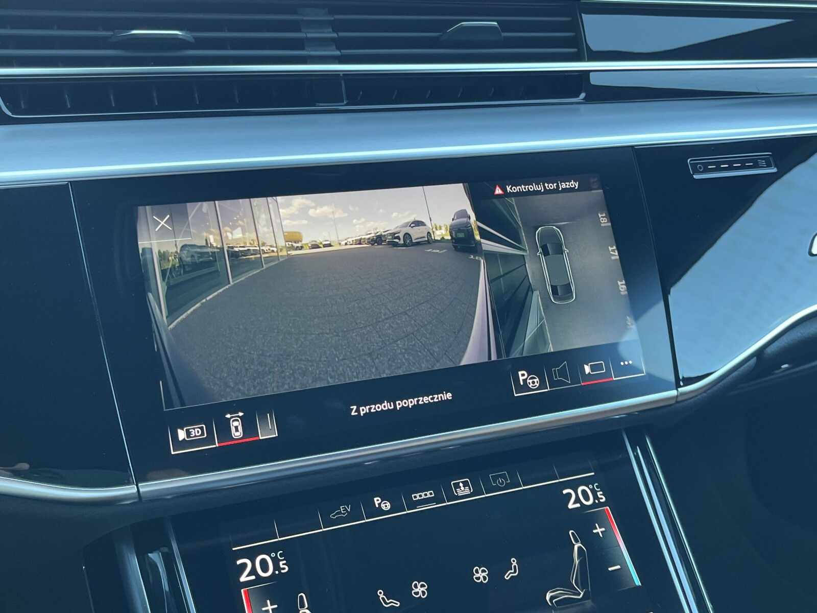 Audi A8 - zdjęcie 30