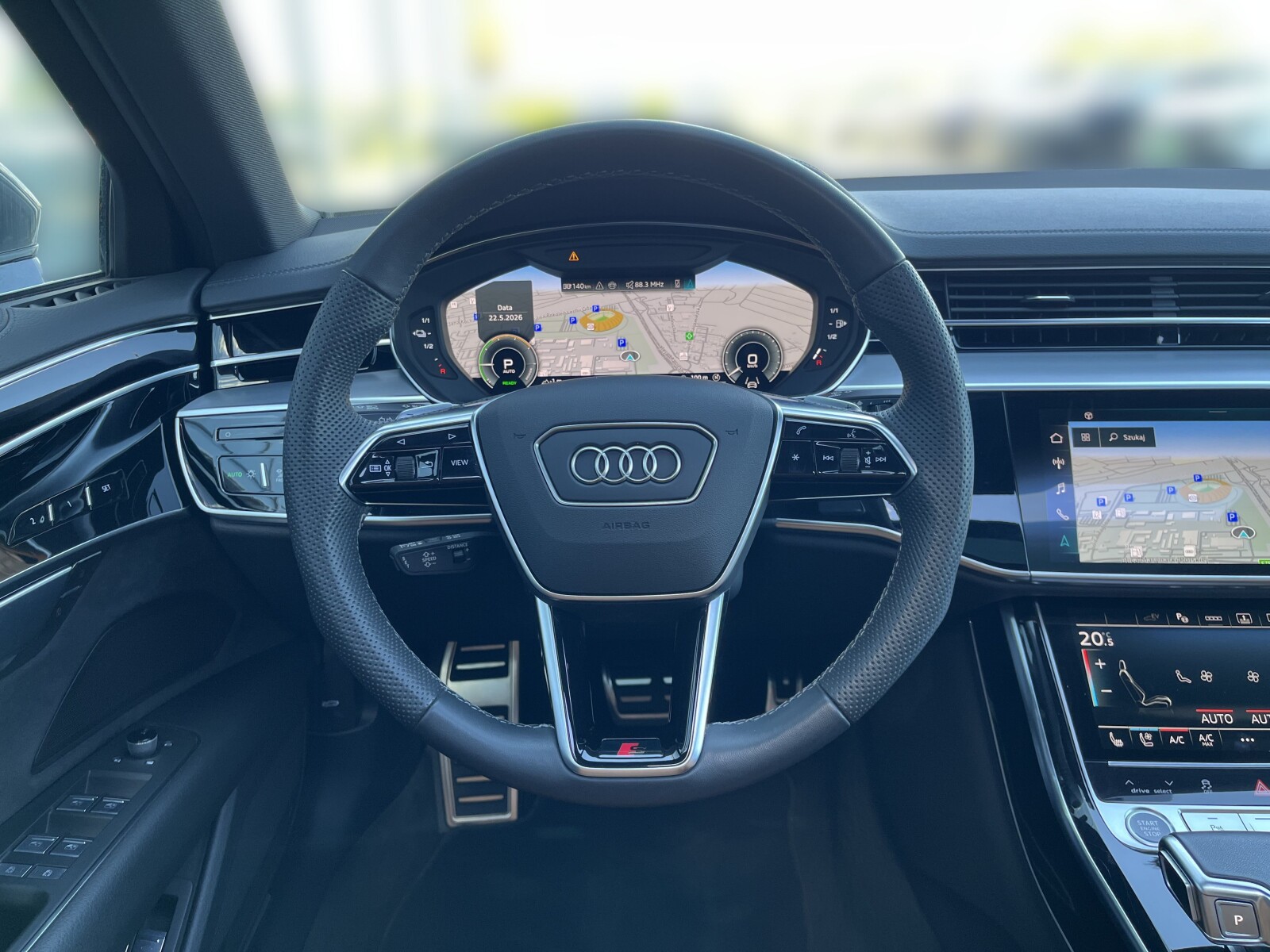 Audi A8 - zdjęcie 22