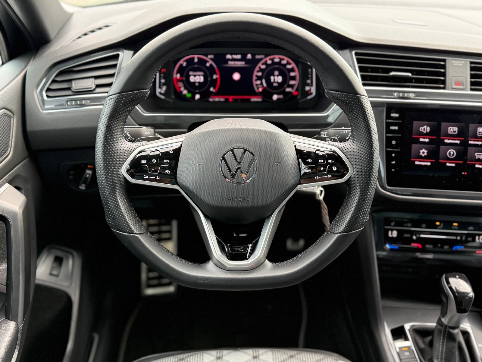Volkswagen Tiguan Allspace - zdjęcie 11