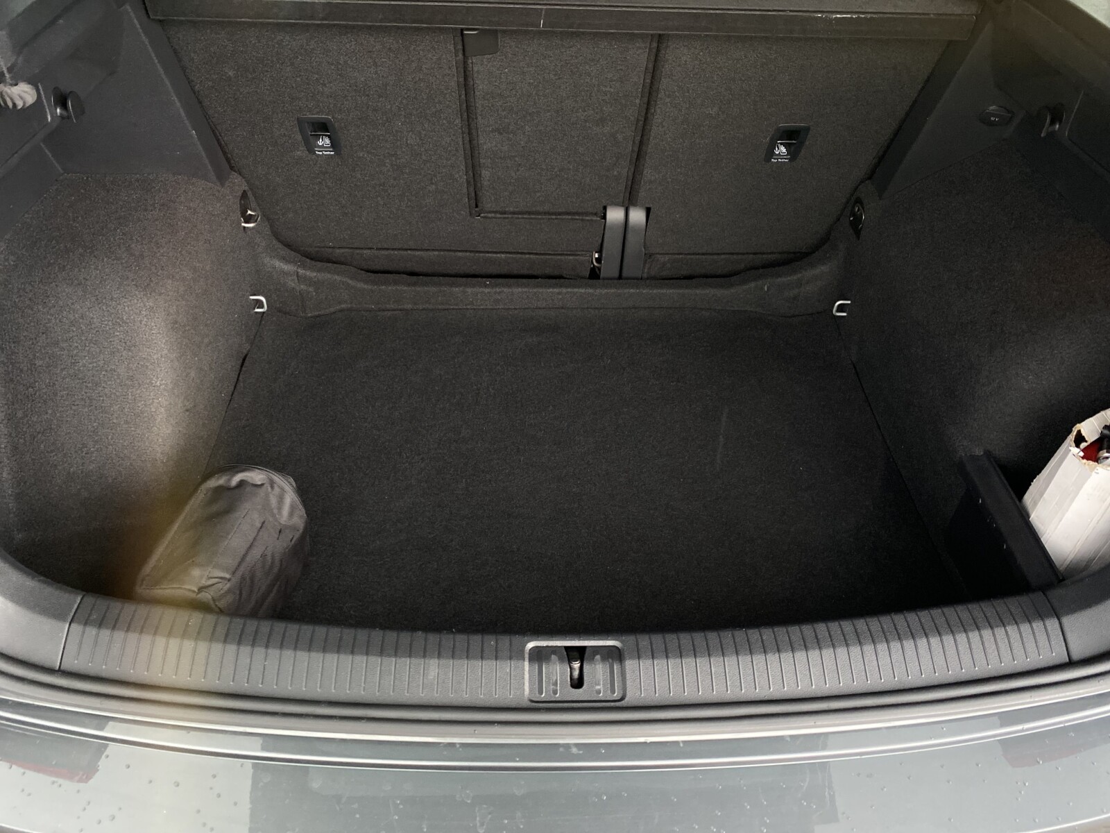 Volkswagen Tiguan - zdjęcie 29