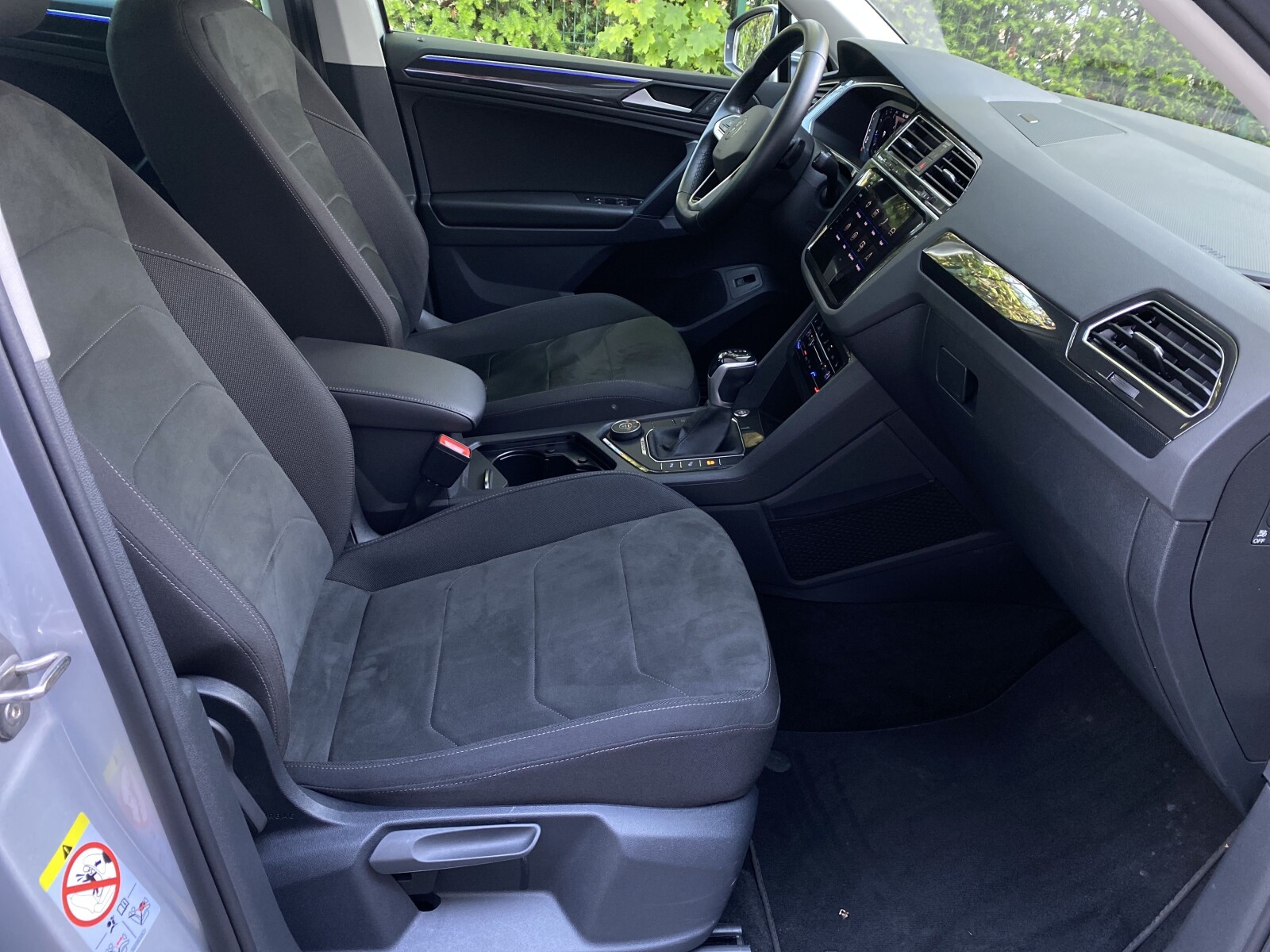 Volkswagen Tiguan - zdjęcie 33
