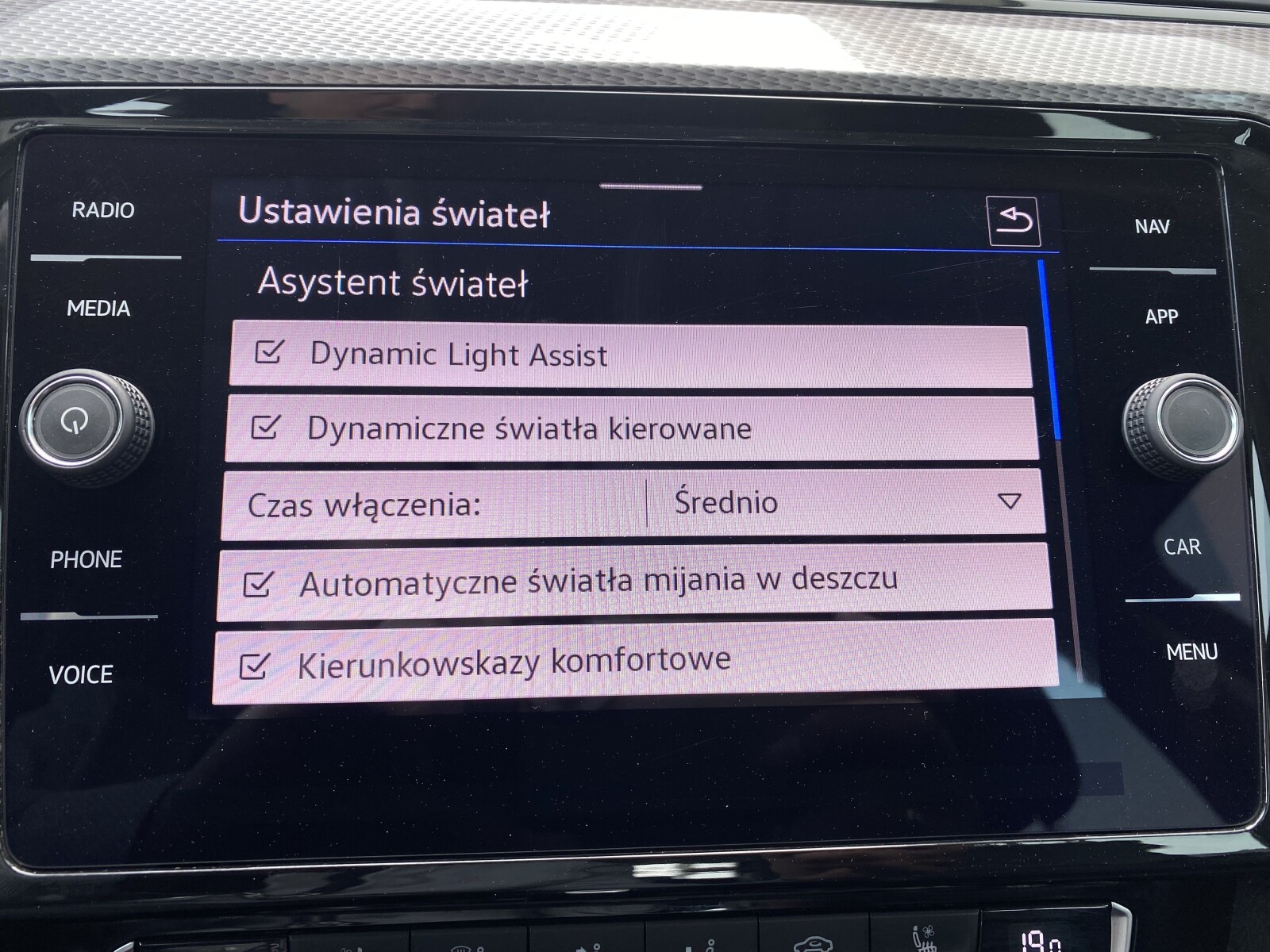 Volkswagen Passat Alltrack - zdjęcie 27