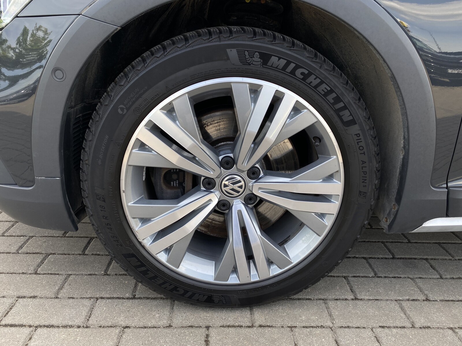 Volkswagen Passat Alltrack - zdjęcie 38