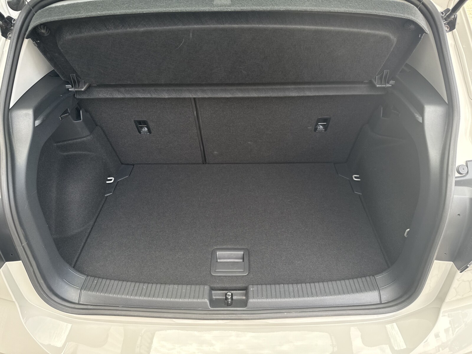 Volkswagen T-Cross - zdjęcie 26