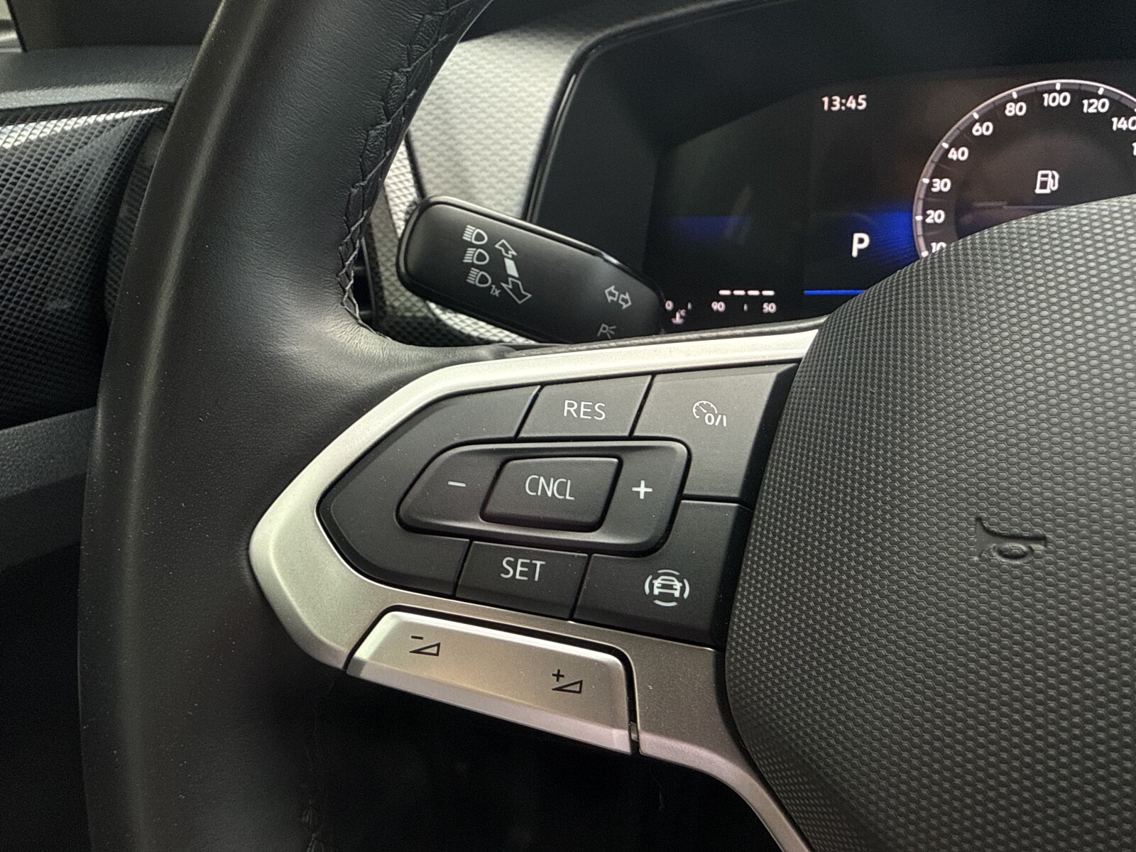 Volkswagen T-Cross - zdjęcie 15