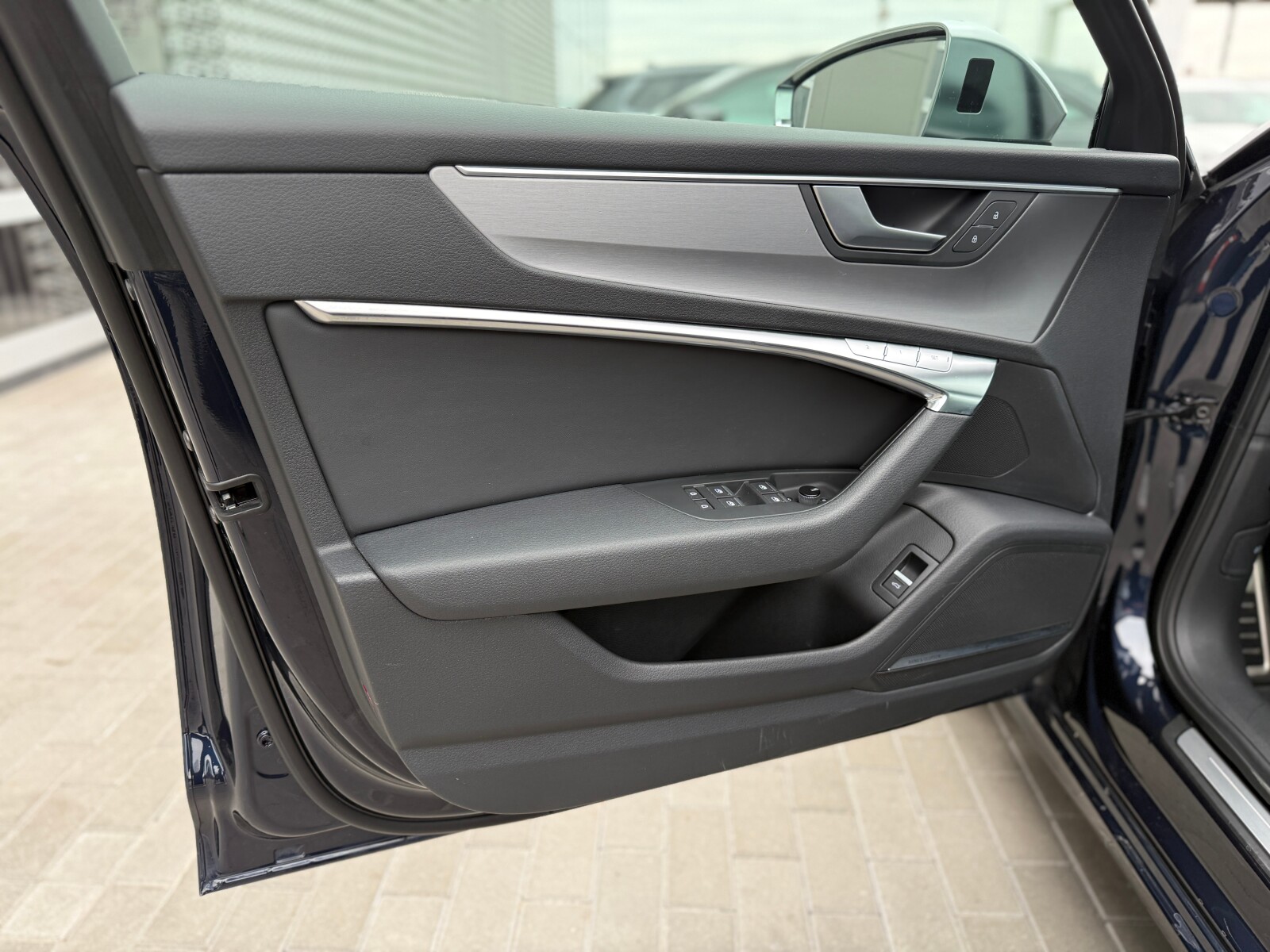 Audi S6 Avant - zdjęcie 16