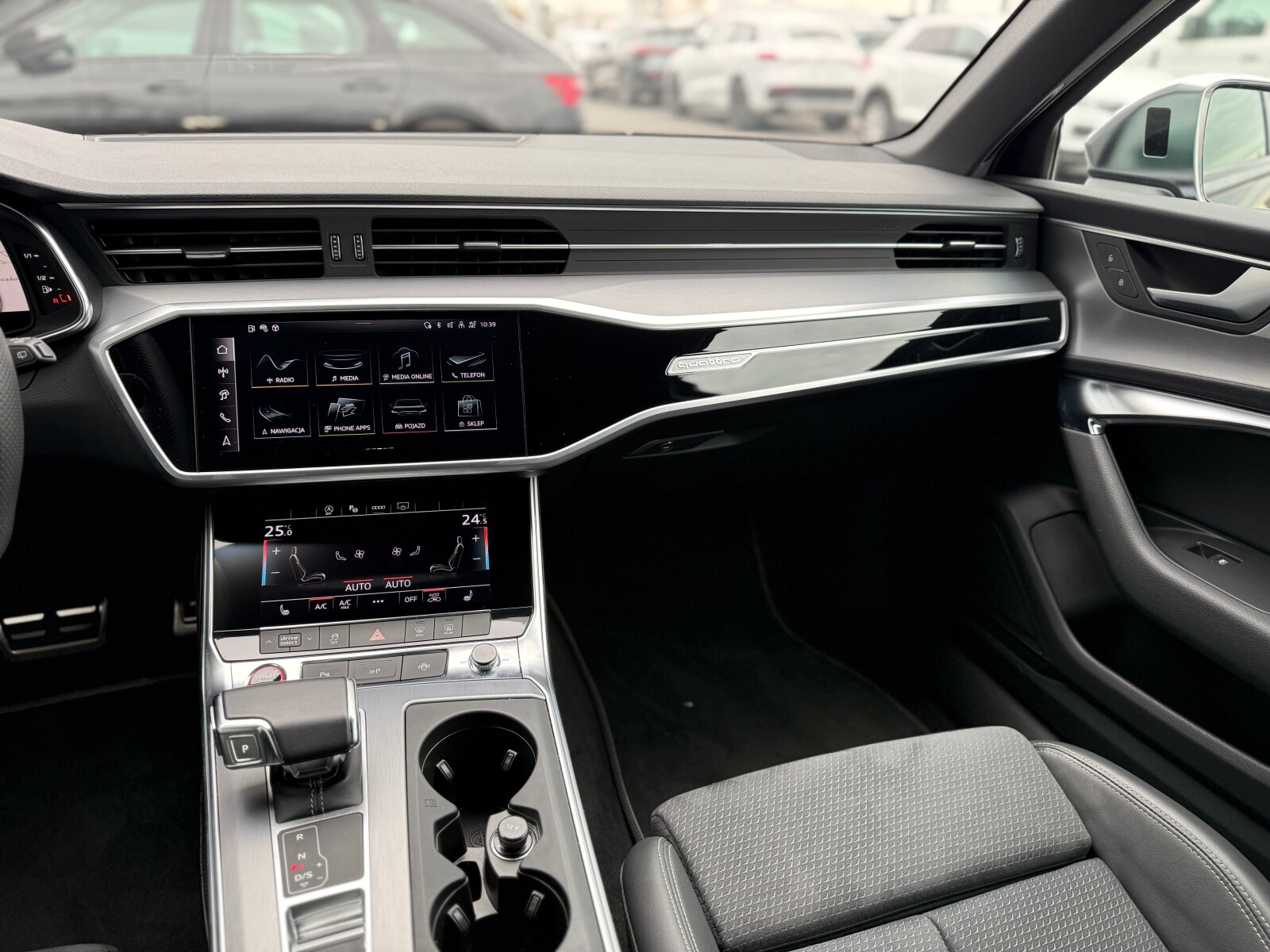 Audi S6 Avant - zdjęcie 25